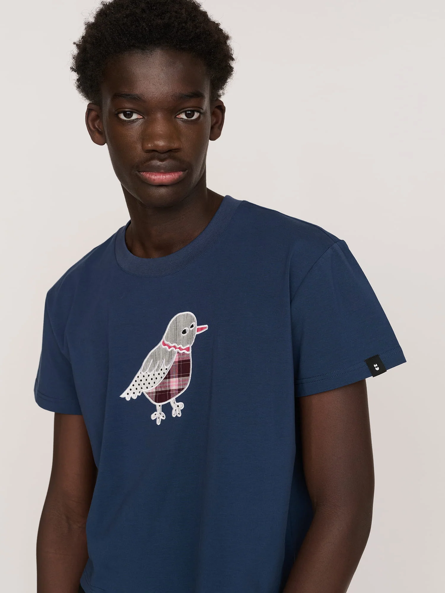 Applique Pigeon T-shirt - Image 3