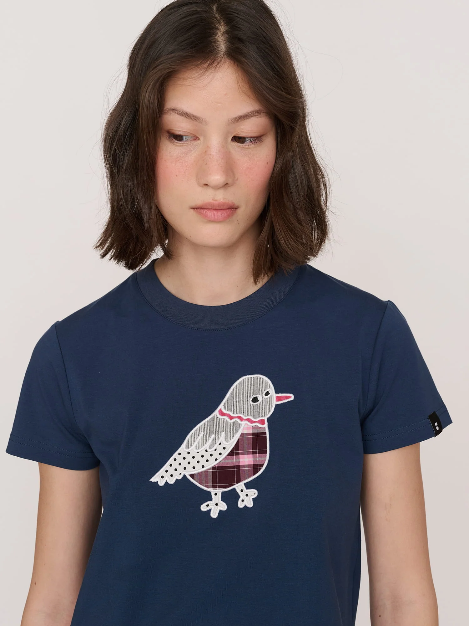 Applique Pigeon T-shirt - Image 8