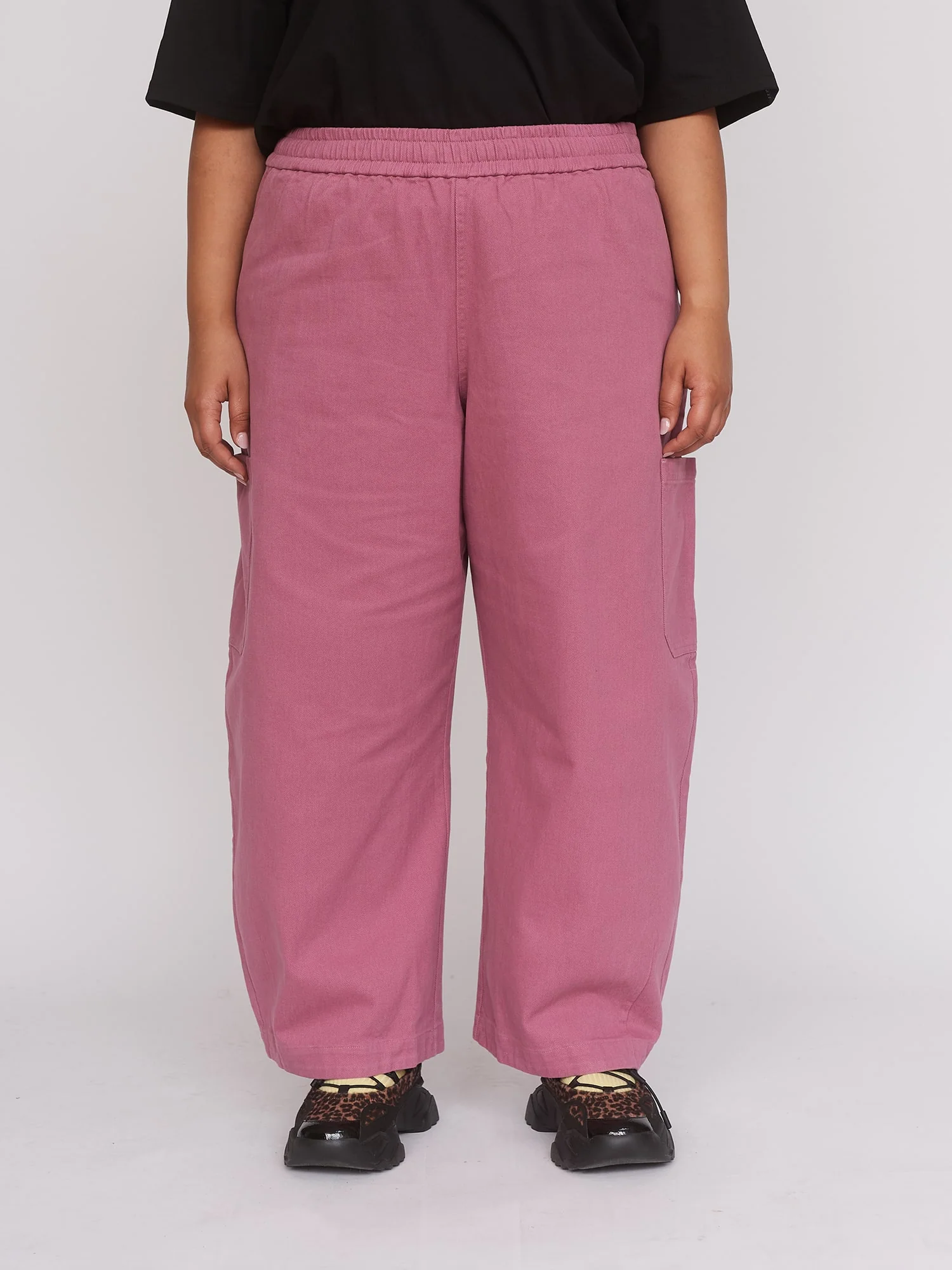 Bev Pink Barrel Leg Pants - Image 6
