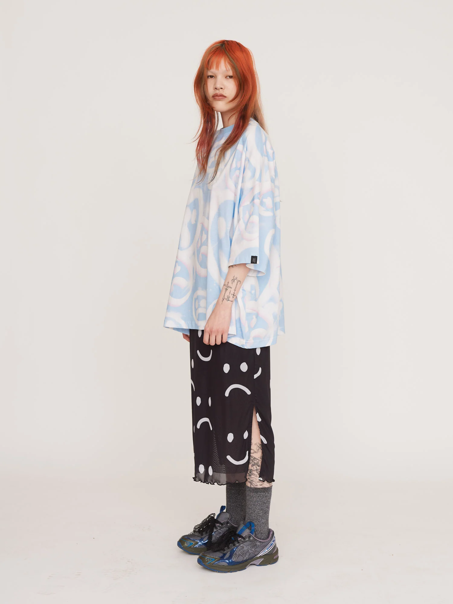 Drippy Spray Face Oversized T-Shirt - Image 4