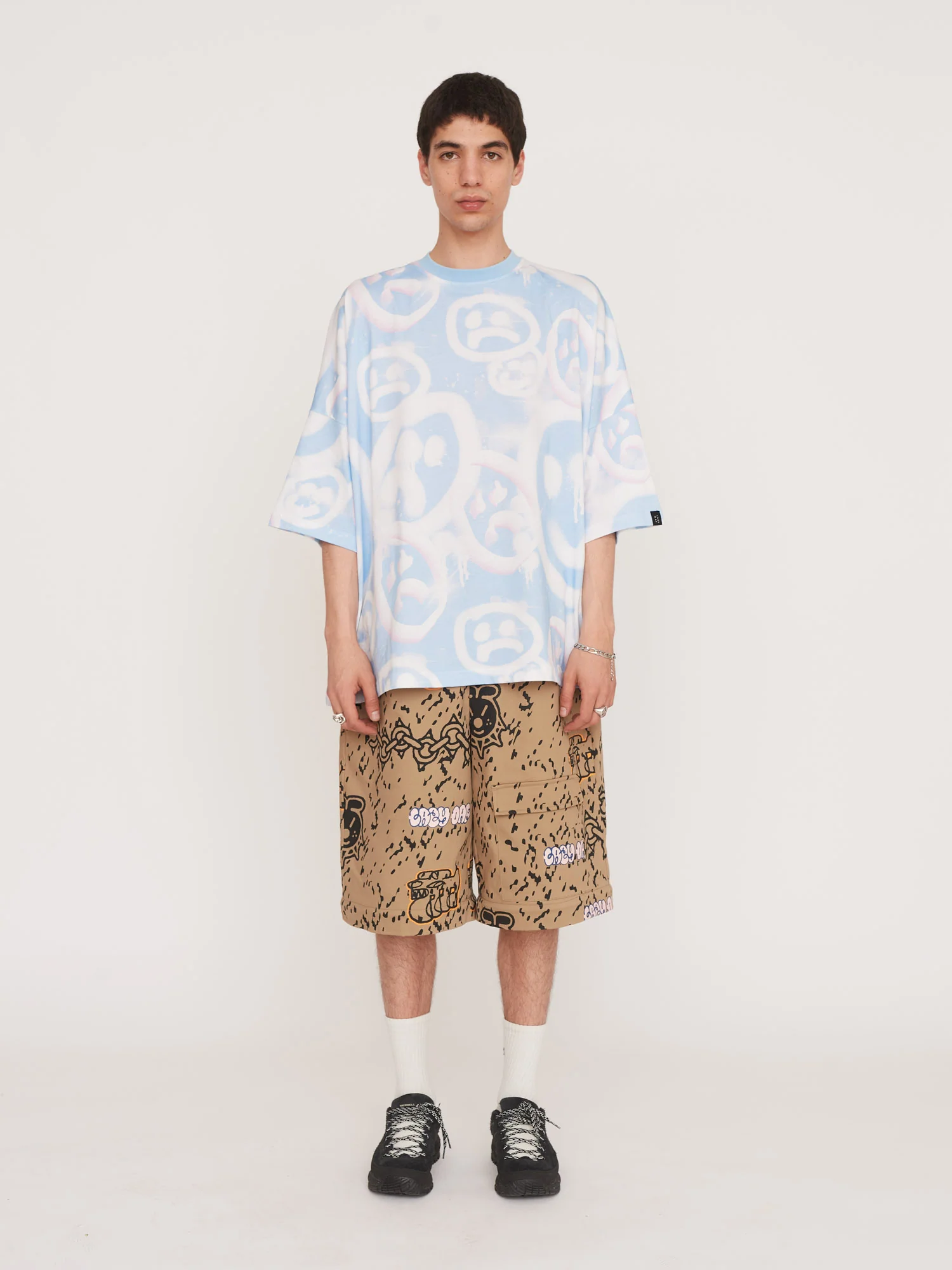 Drippy Spray Face Oversized T-Shirt - Image 6