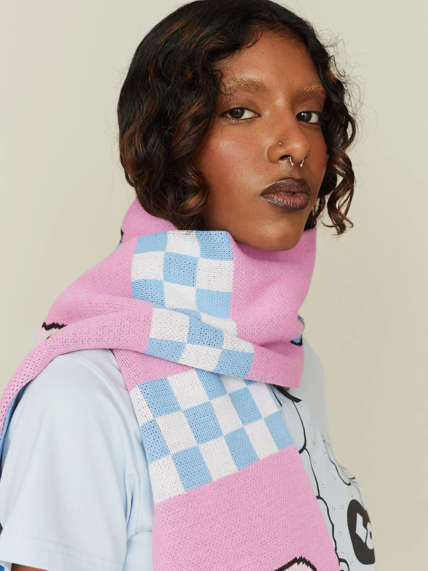 Esther Bunny Football Scarf - Image 5