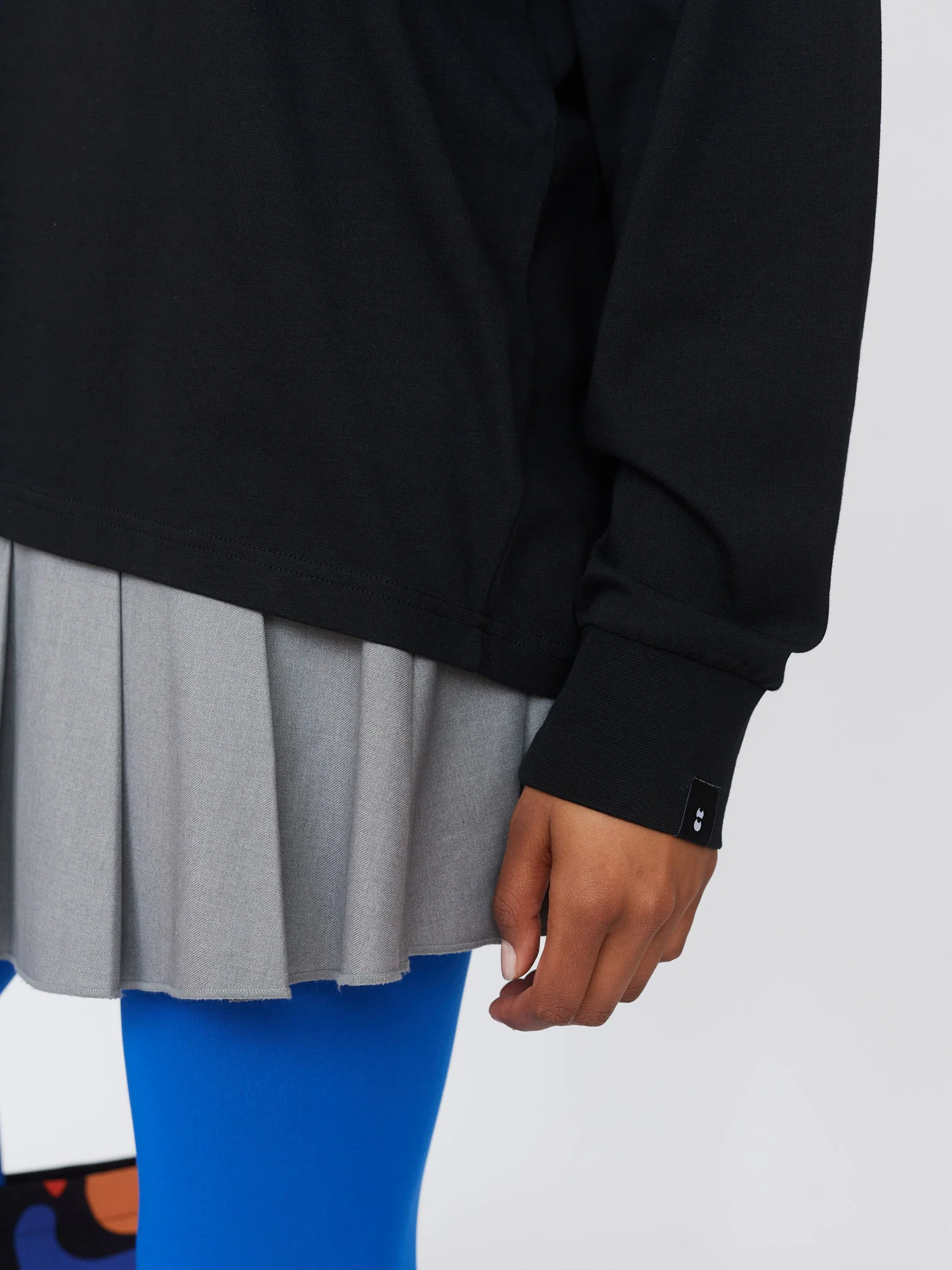 Feeling Arty Long Sleeve T-shirt - Image 5