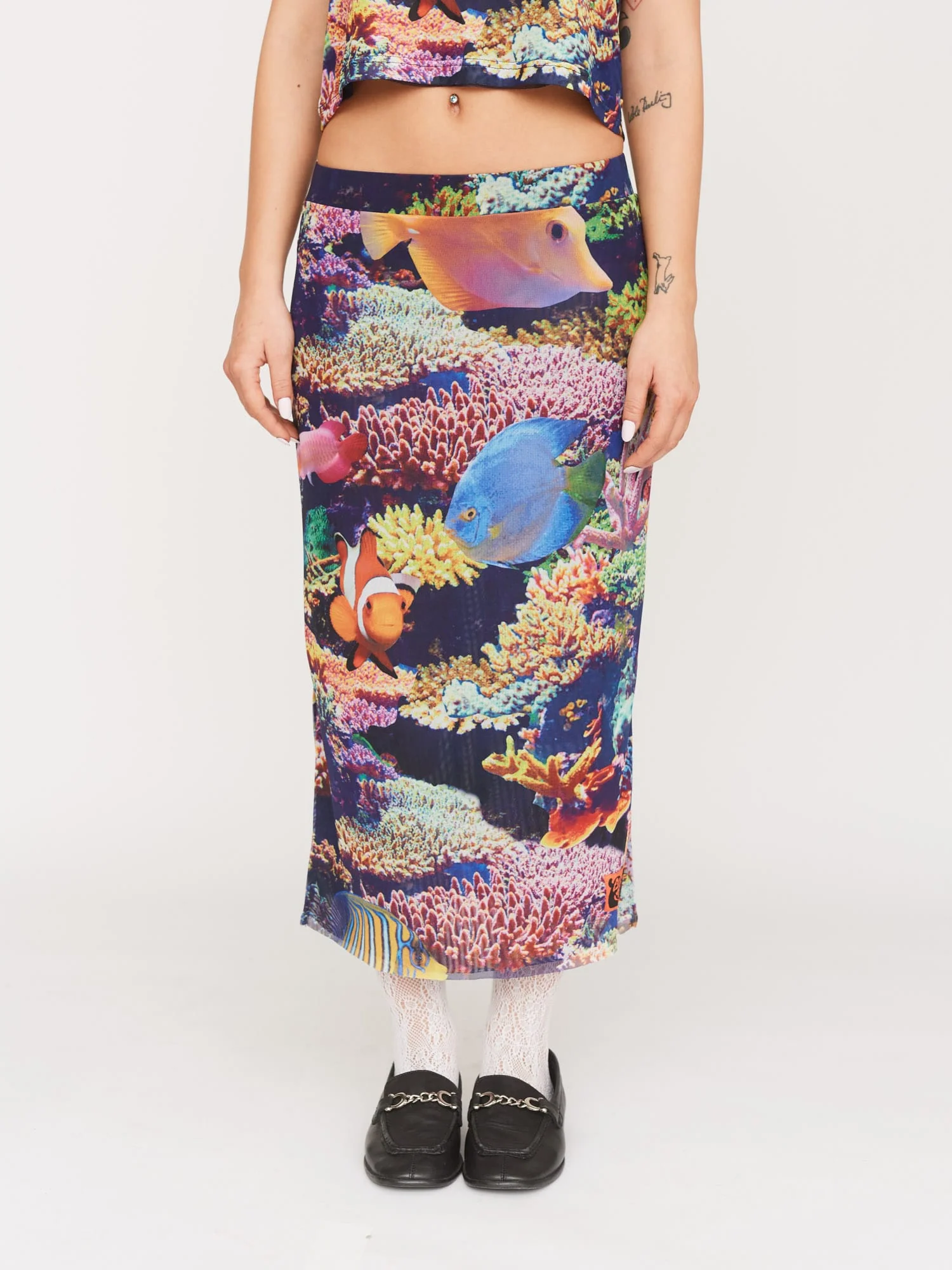 Fish Tank Mesh Skirt - Image 2