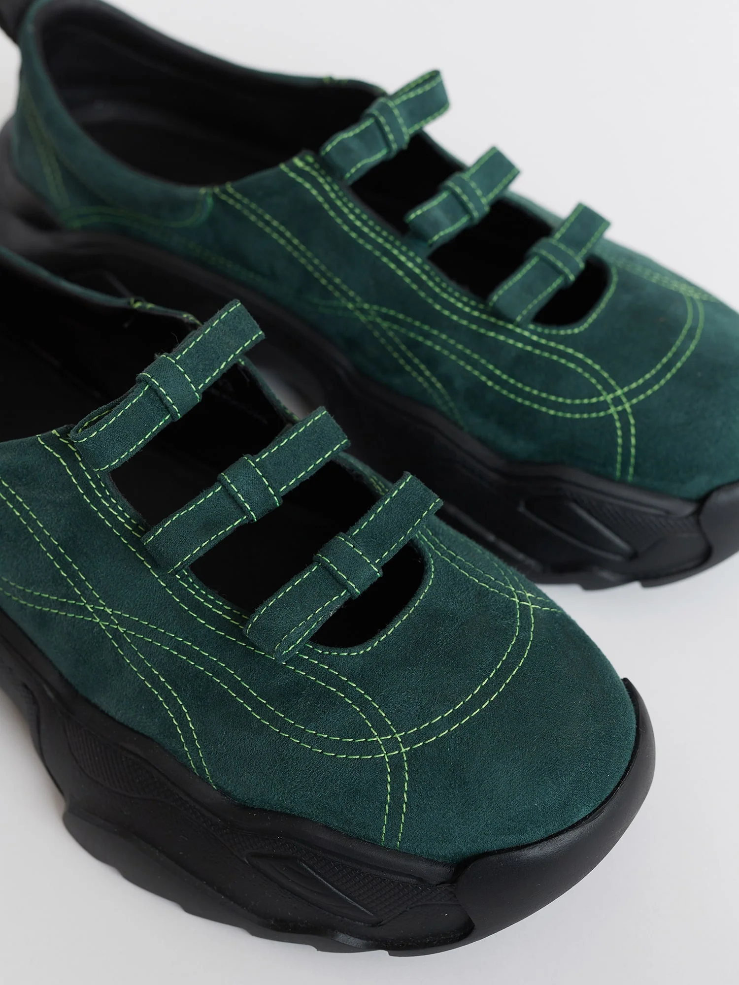 Green Everyday Shoe - Image 3
