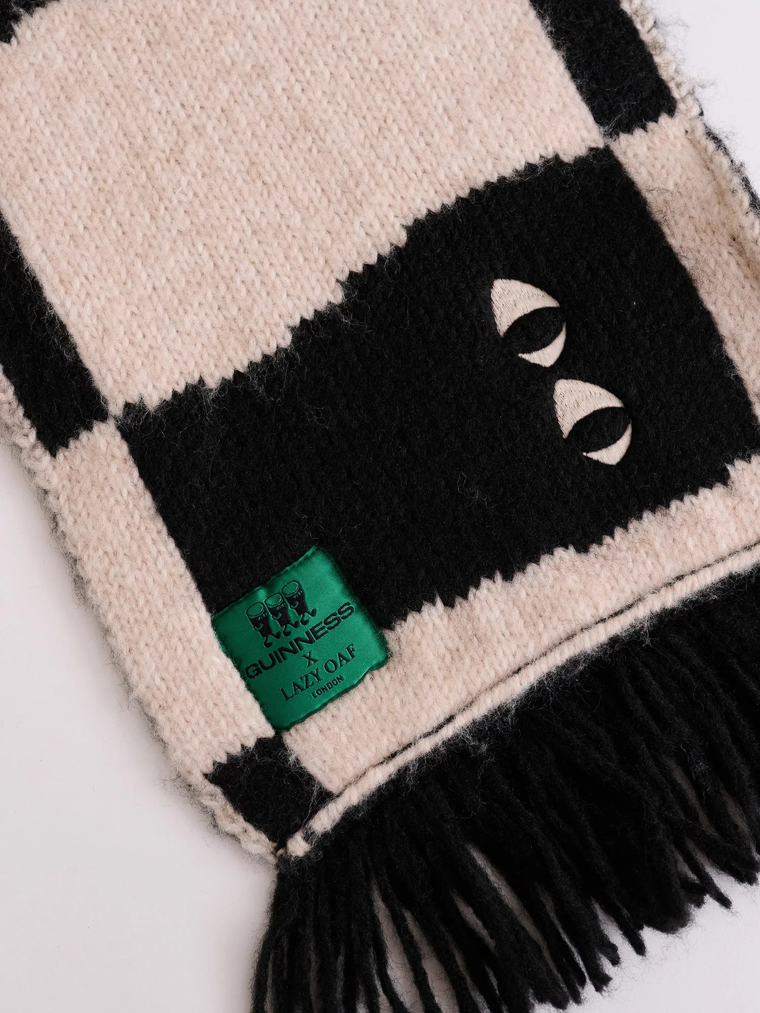 Guinness x Lazy Oaf Checkered Pint Knitted Scarf - Image 5