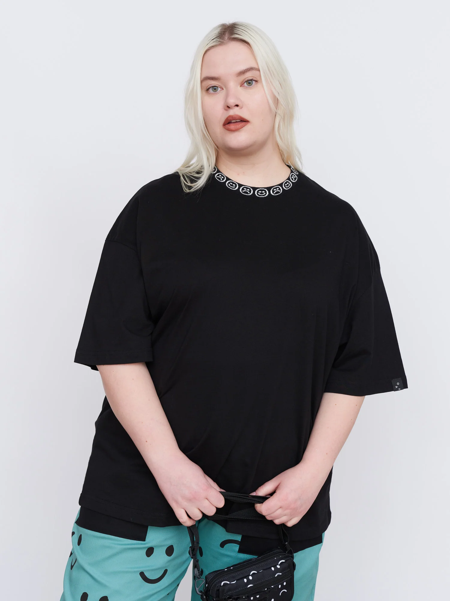 Happy Sad Jacquard Collar T-Shirt - Image 6