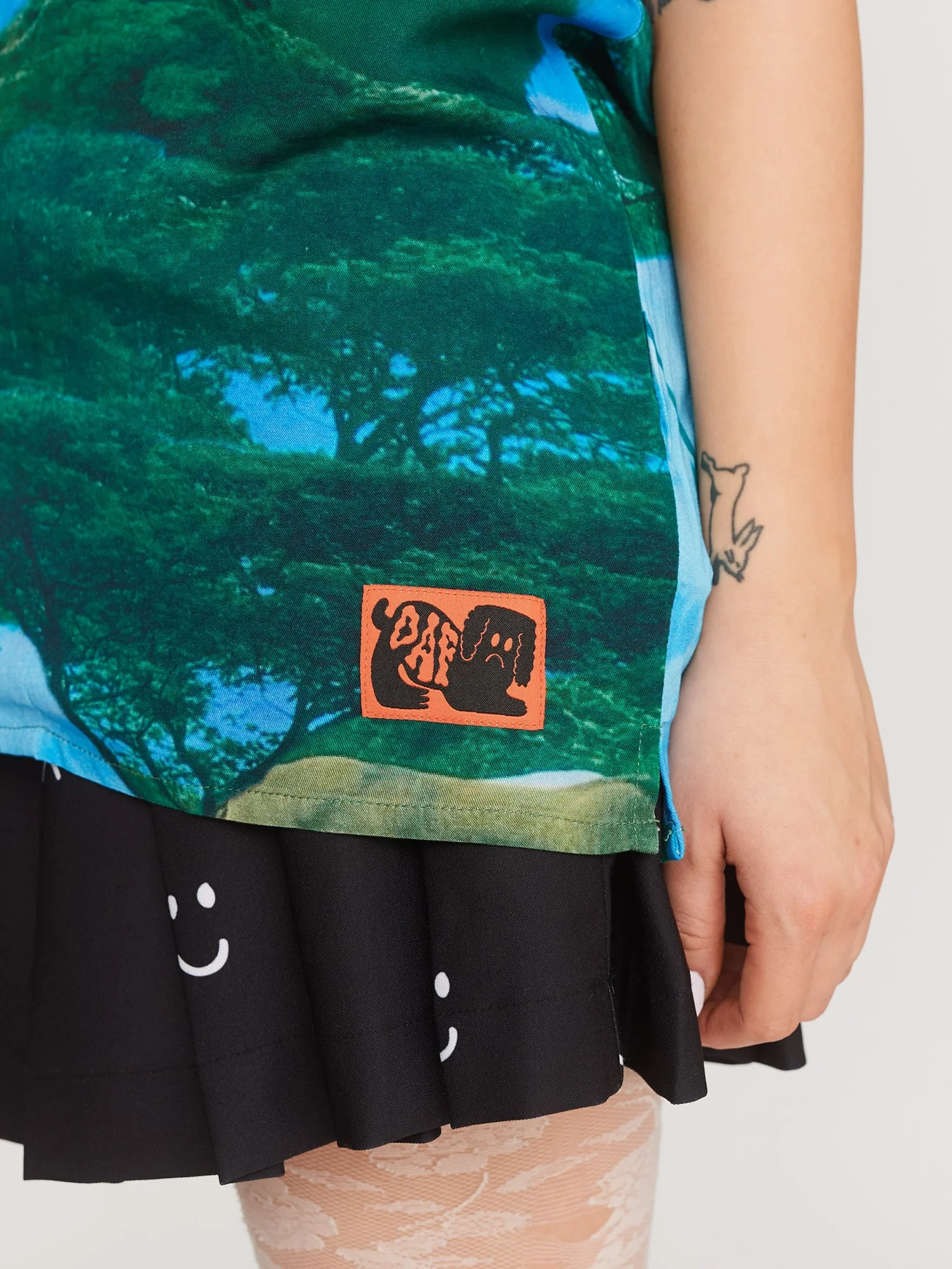 Hold Your Horses Shirt - Image 6