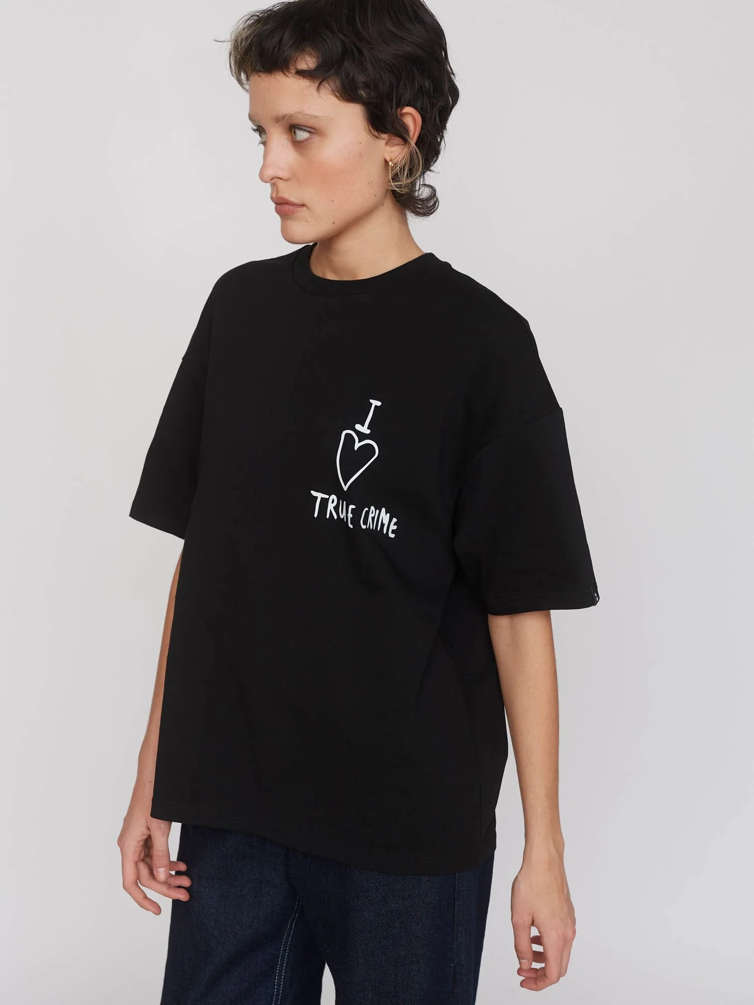 I Love True Crime Tee - Image 7