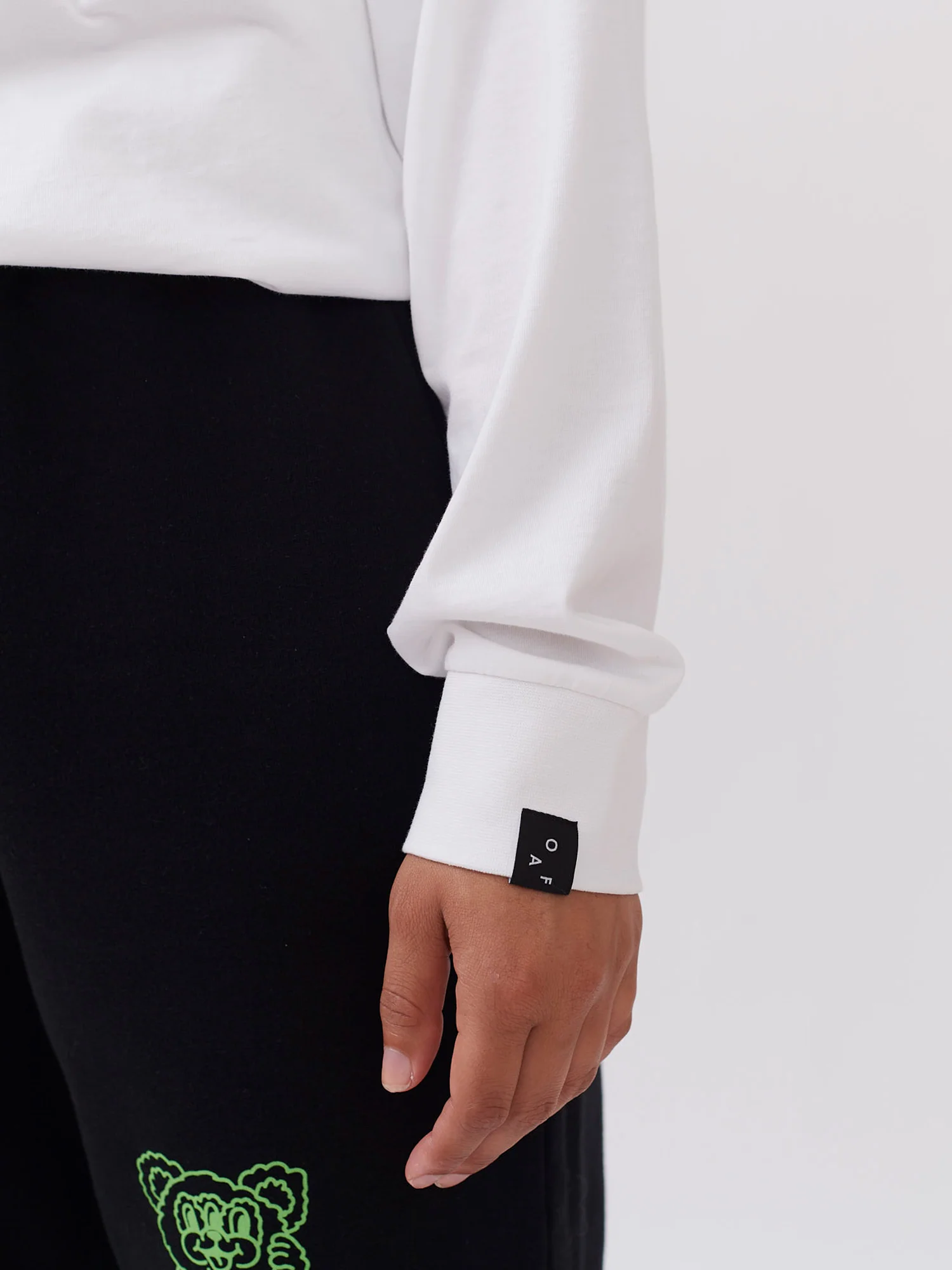 Lazy Oaf Bear With Me Long Sleeve T-Shirt - Image 8