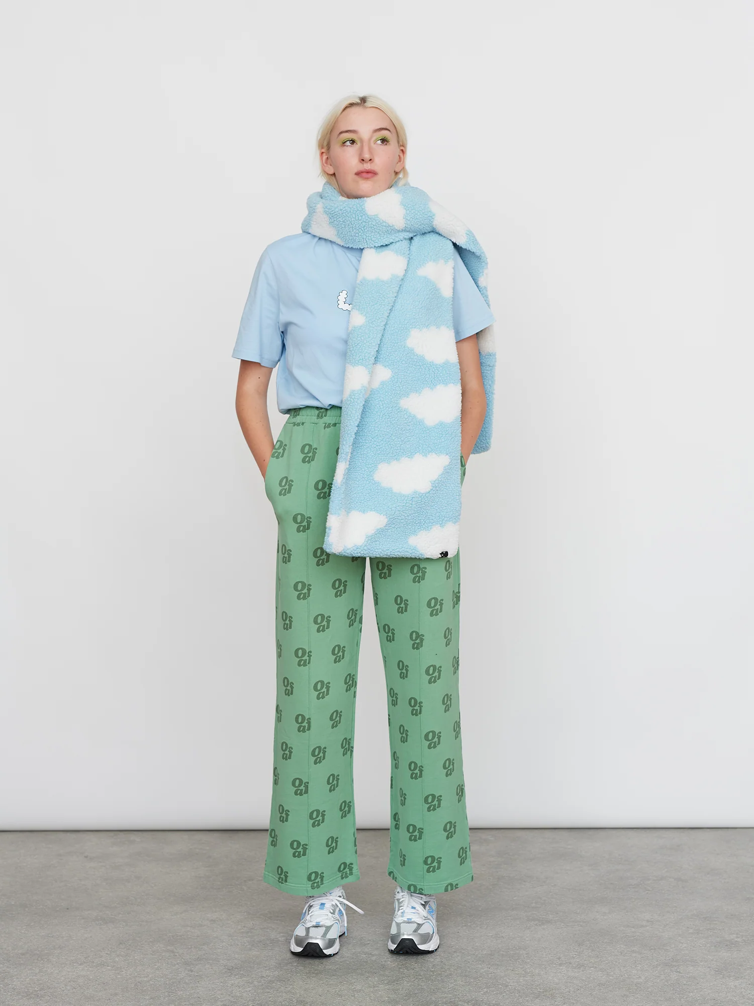 Cloudy Day Fleece Scarf - Image 4