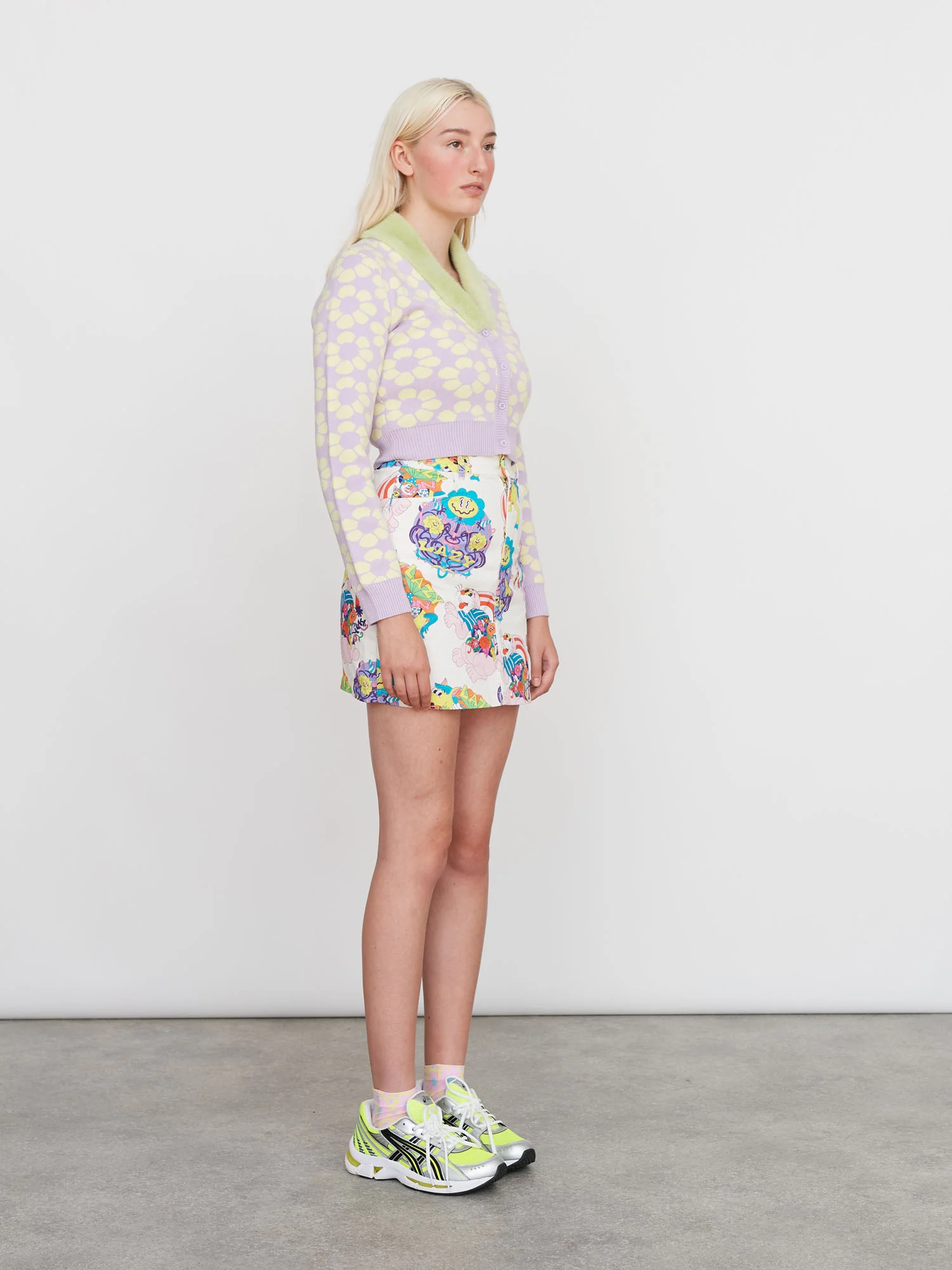 Flower Repeat Furry Cardigan - Image 5