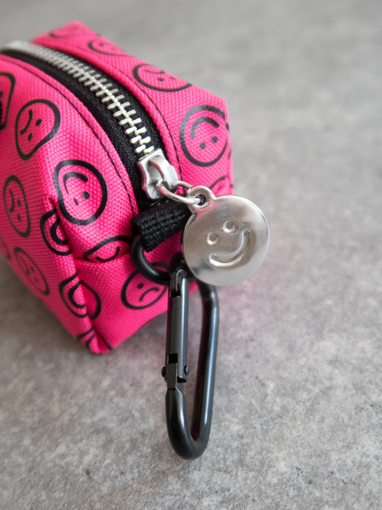 Lazy Oaf Pink Doggy Treat Bag - Image 3