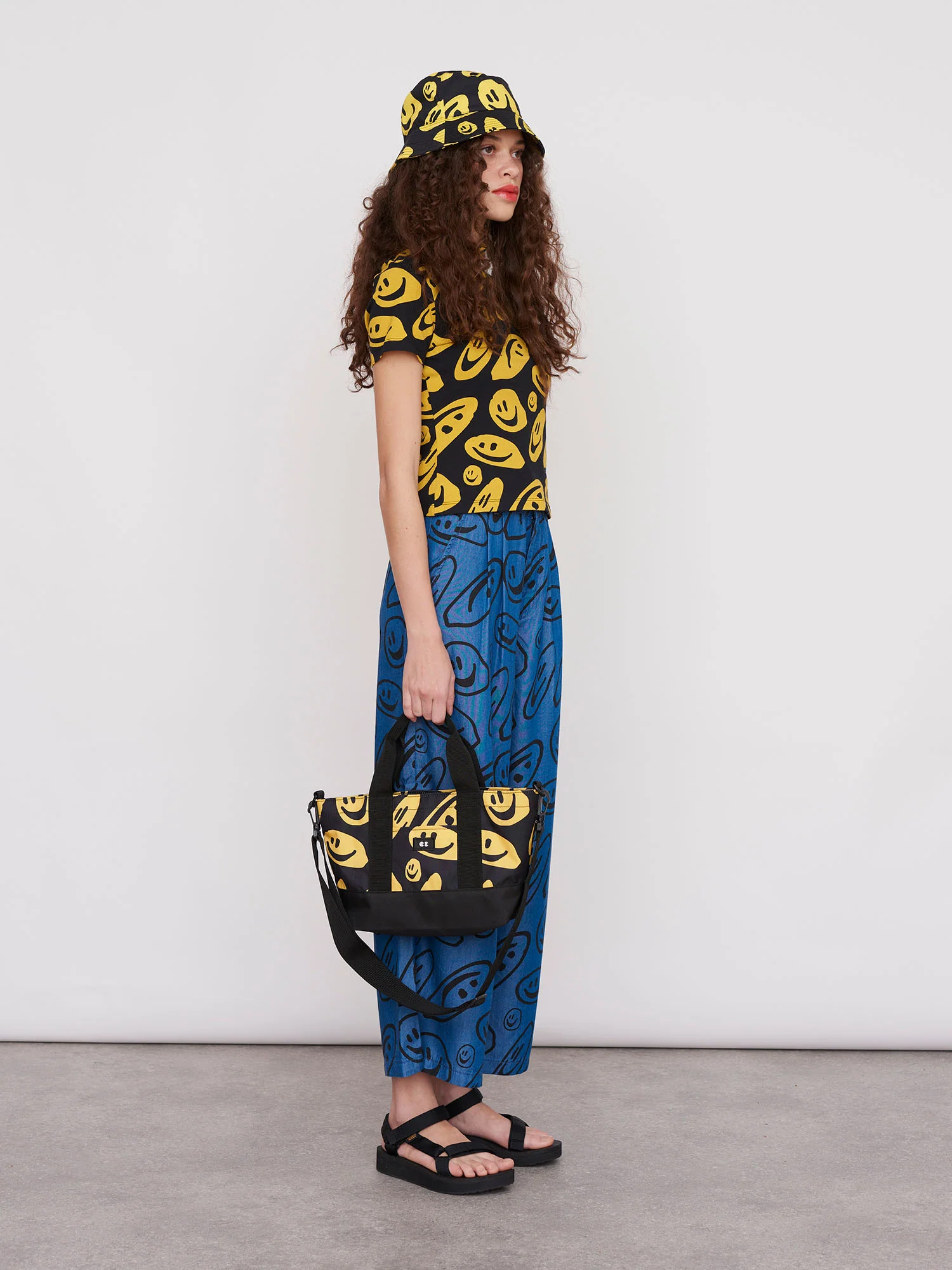 Lazy Oaf Squish Face Short Sleeve Top - Image 4