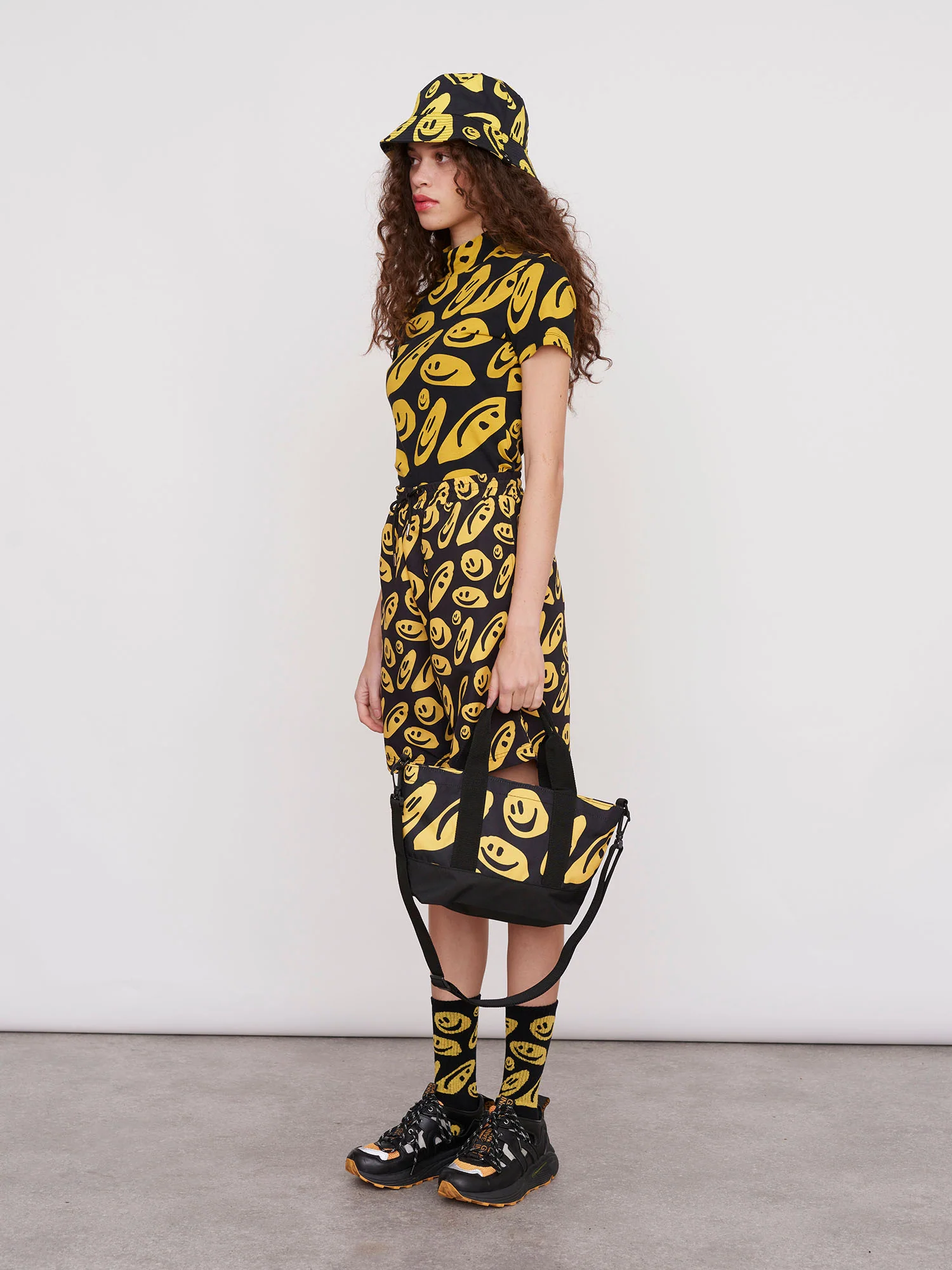 Lazy Oaf Squish Face Short Sleeve Top - Image 9