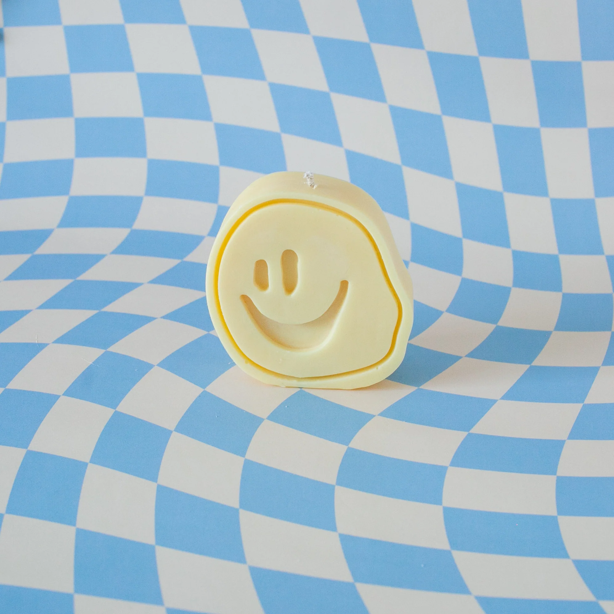 Lazy Oaf X Nata 3D Squish Face Candle - Image 2