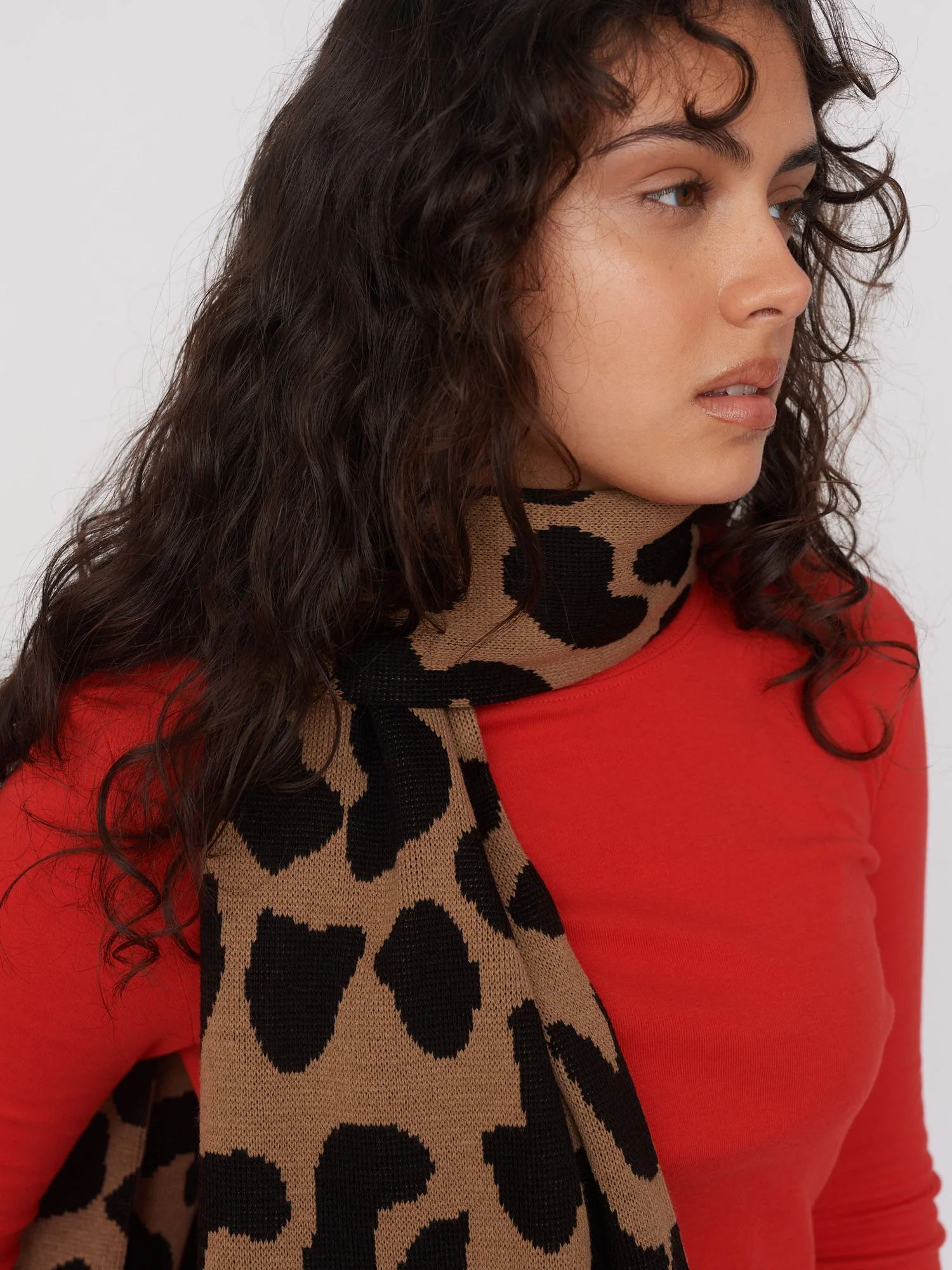 Leopard Oaf Football Scarf - Image 5