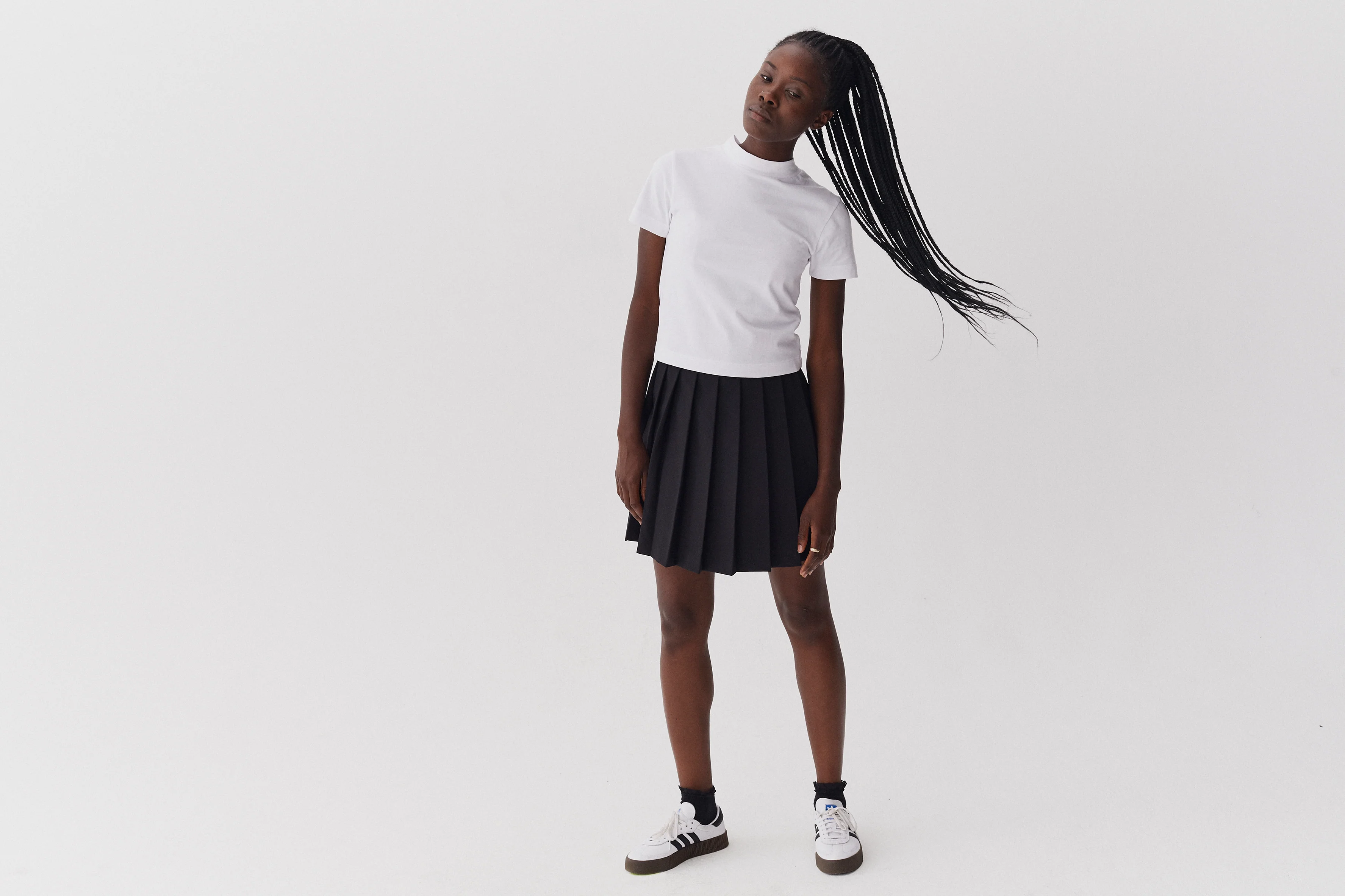 LO White Fitted T-shirt - Image 5
