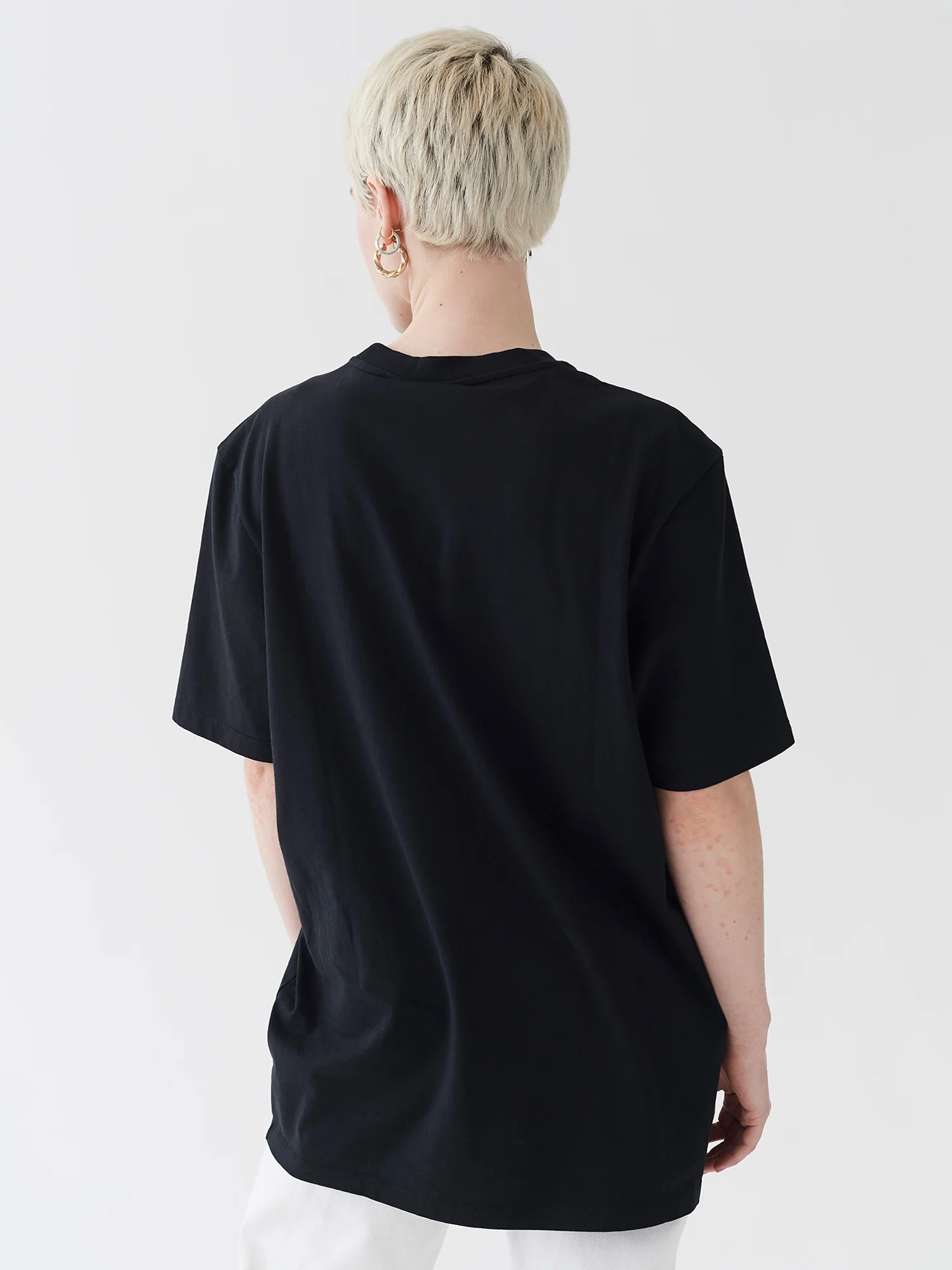 LO Boy T-Shirt - Black - Image 4
