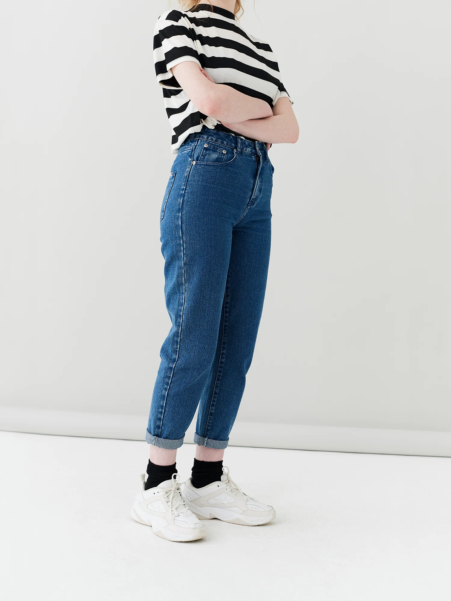 LO Mom Jeans - Mid Wash - Image 7