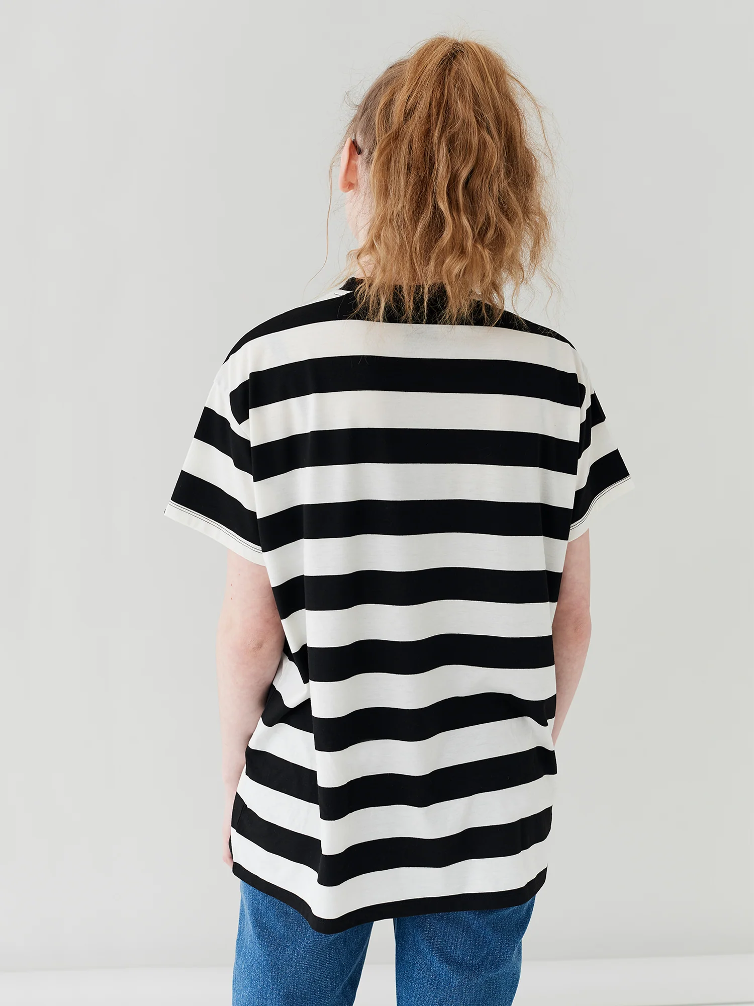 LO Oversized T-Shirt - Big Stripe - Image 3