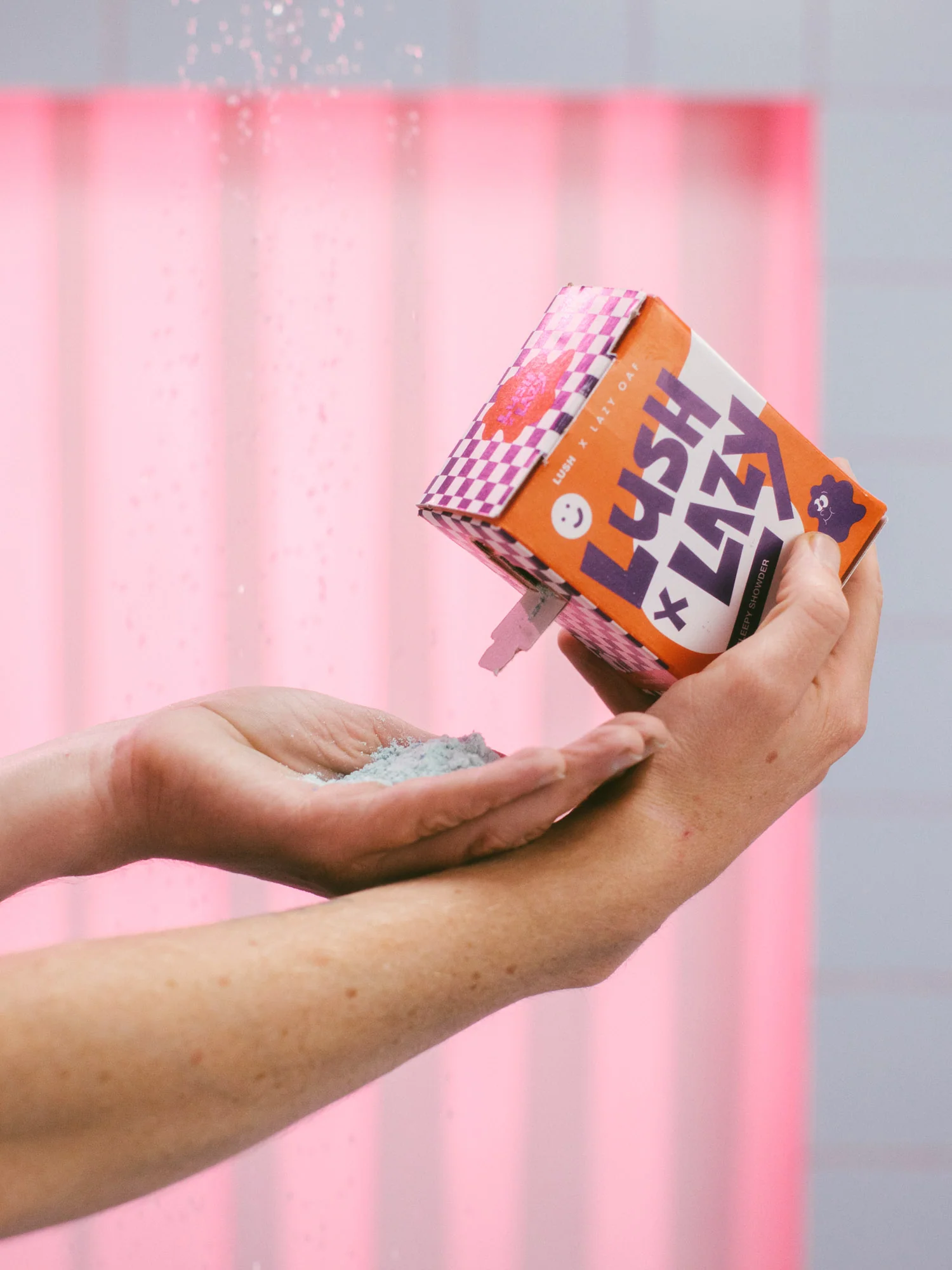 LO x Lush Sleepy Showder - Image 3