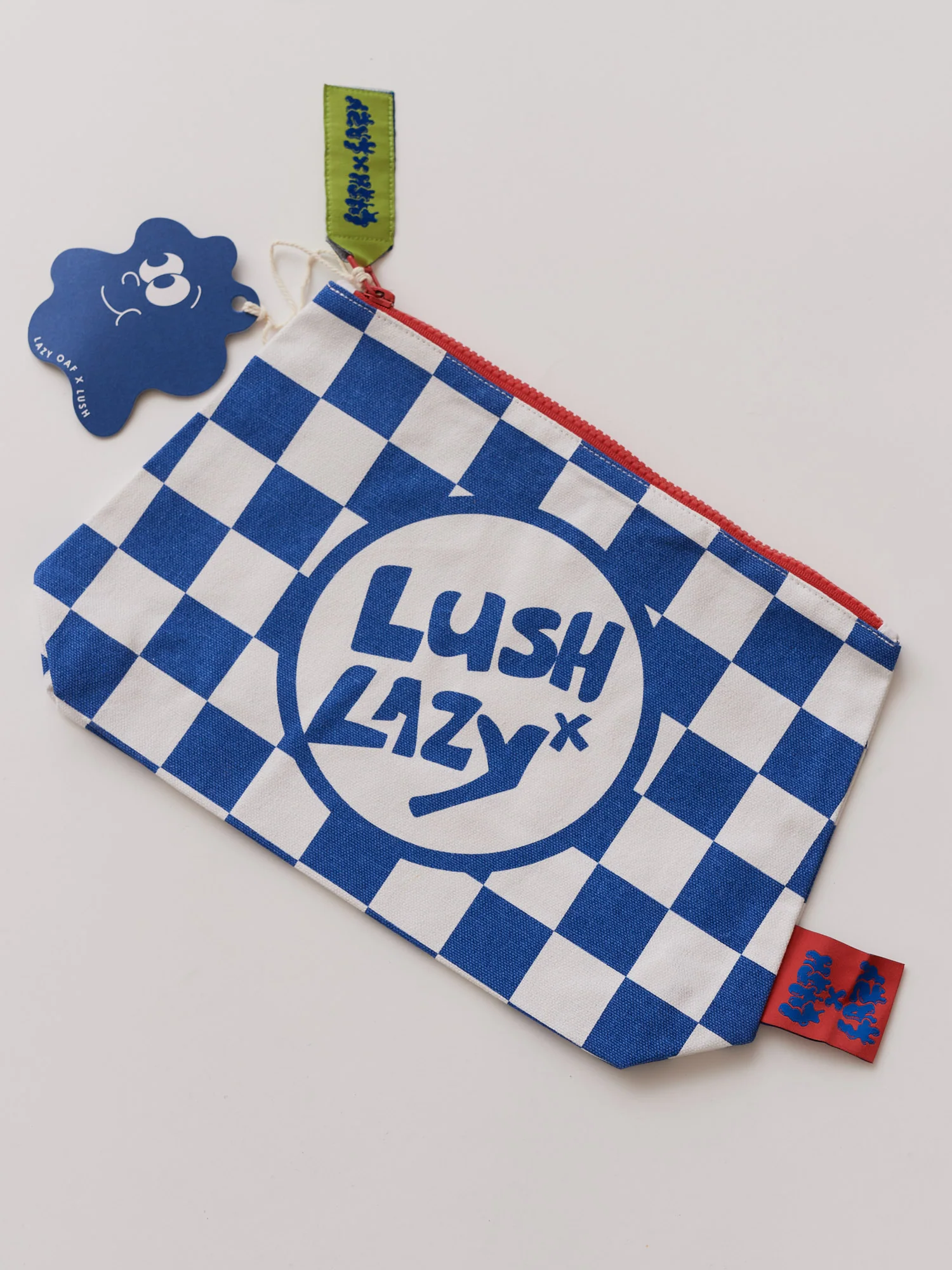 LO x Lush Wash Bag - Image 4