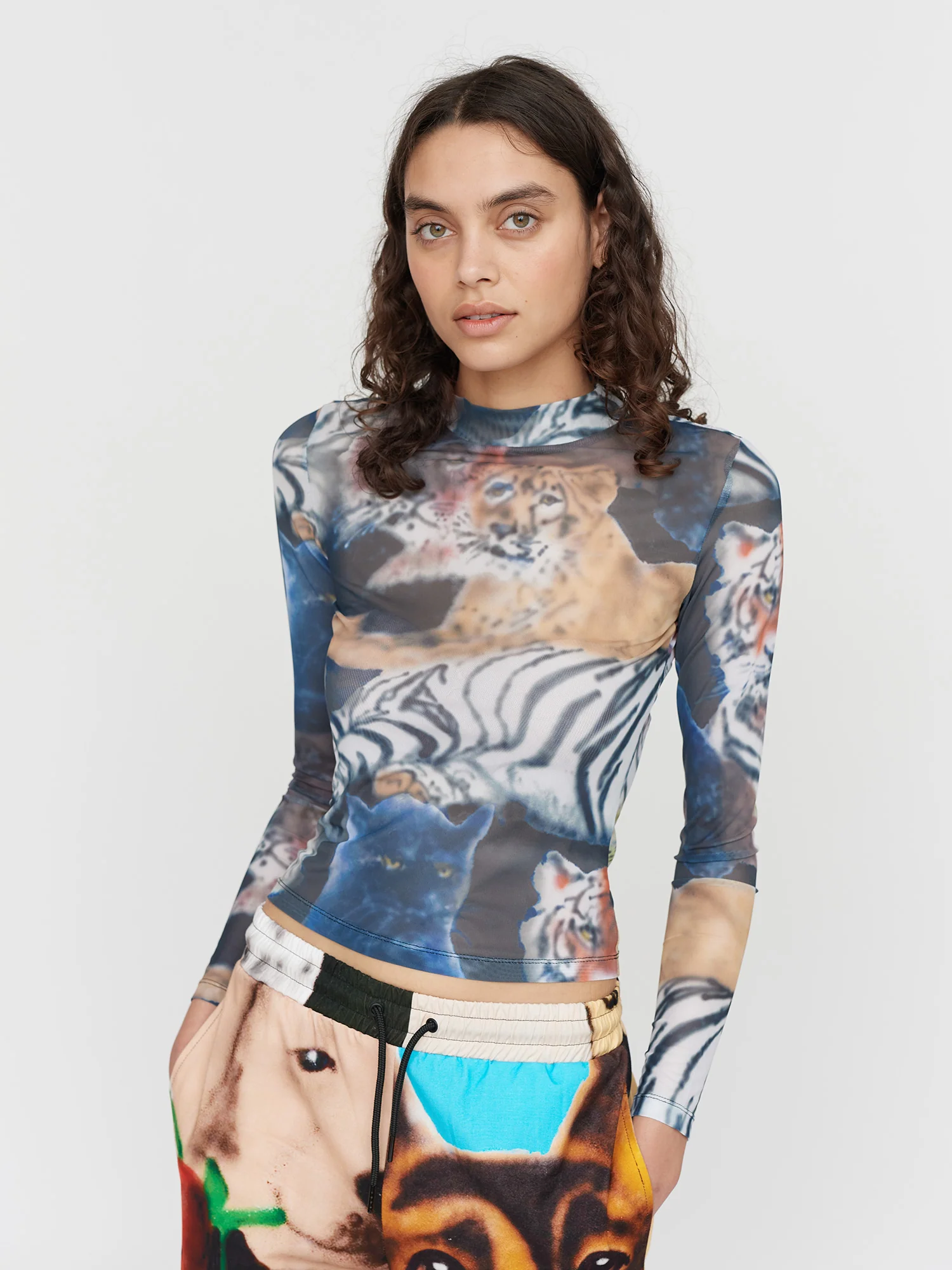 LO x Ricardo Passaporte Big Cat Mesh top