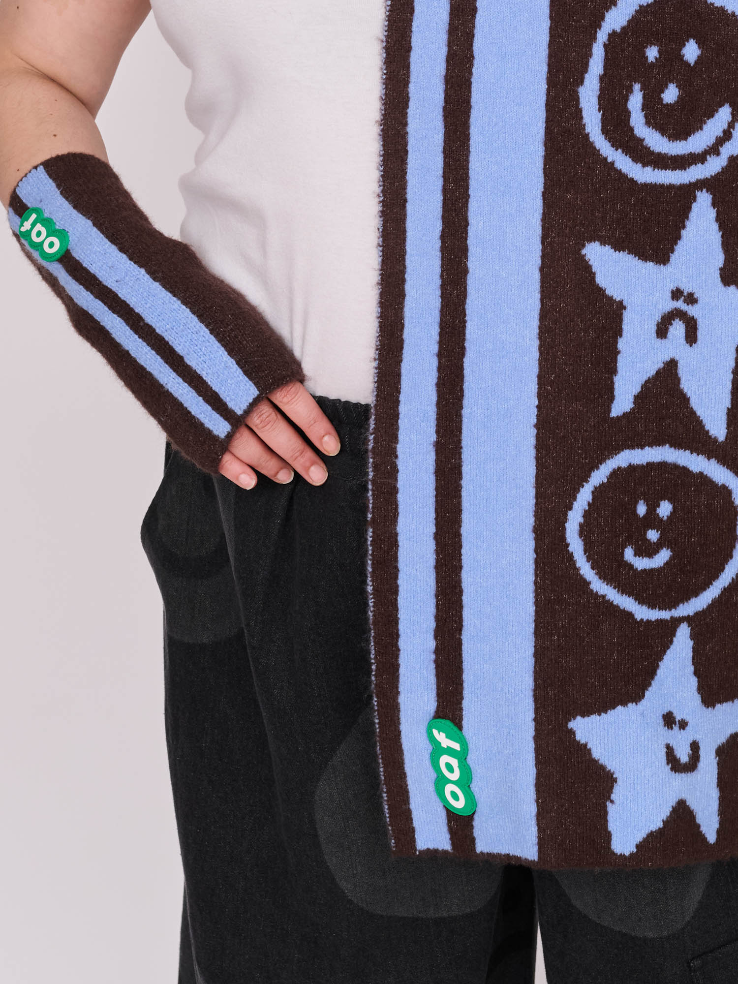 Oaf Around Scarf - Image 6