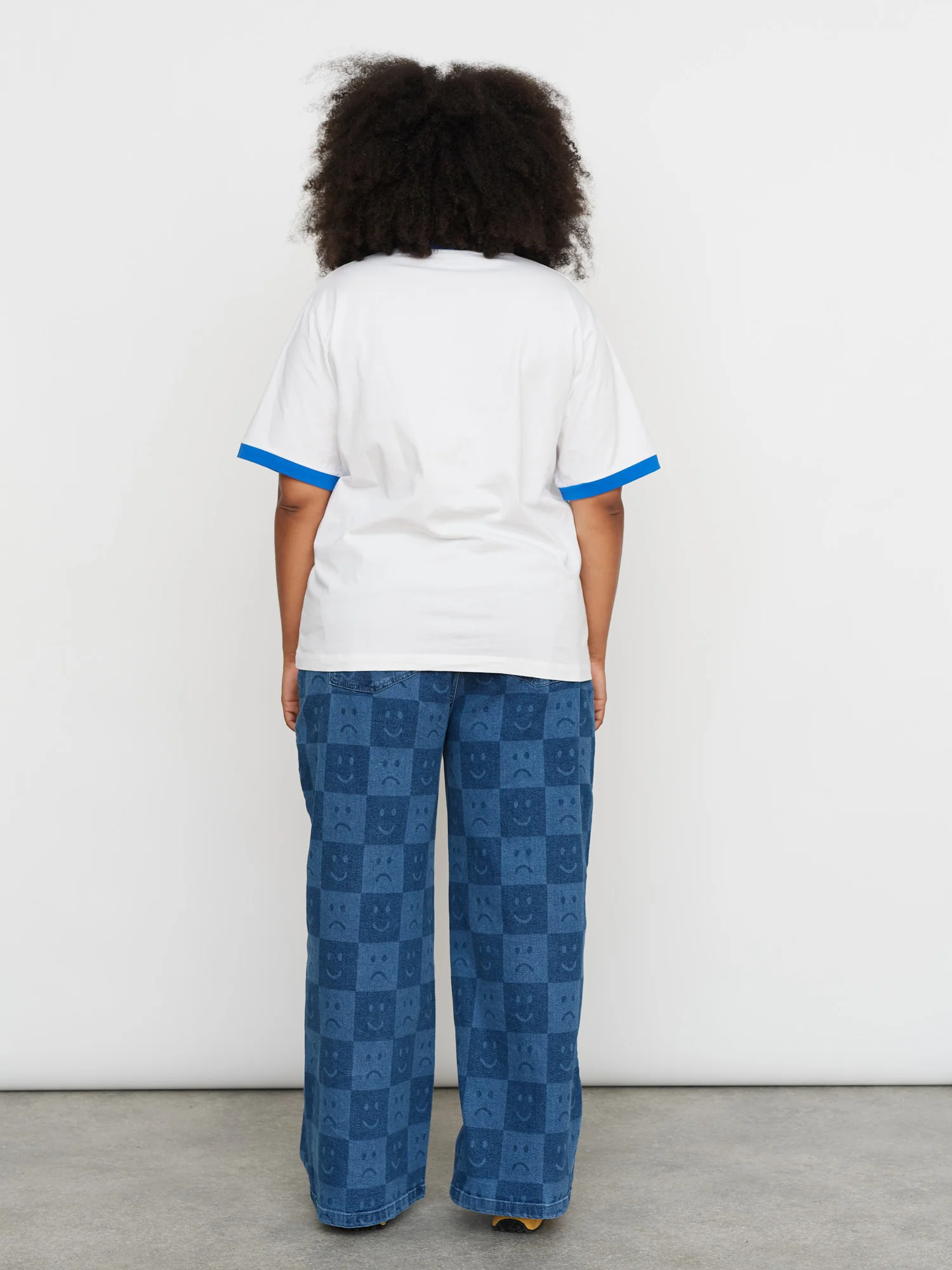 LO X David Méndez Alonso Psicodelia Flower Ringer T-Shirt - Image 5