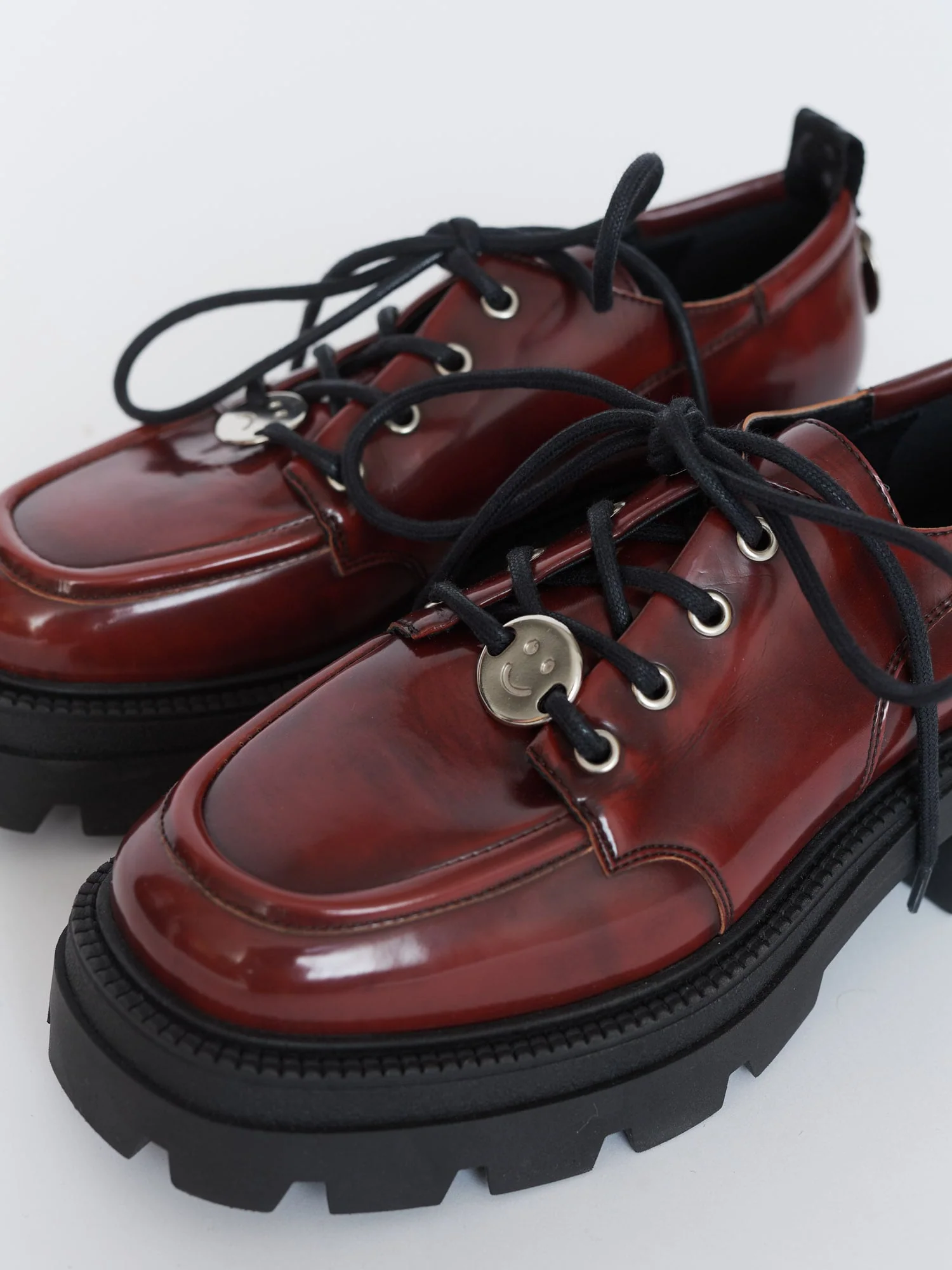 Red Stitches Lace Up - Image 3