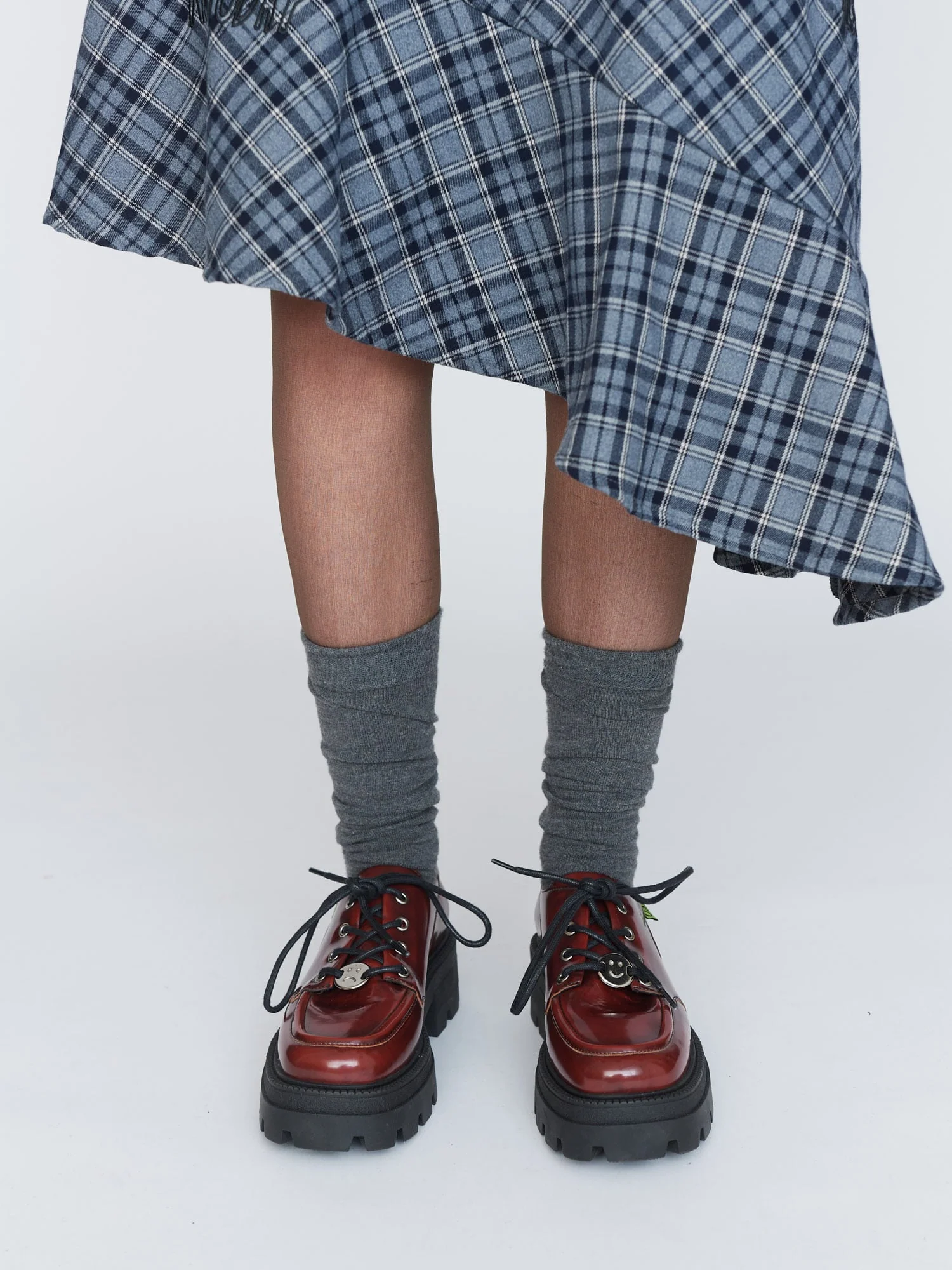 Red Stitches Lace Up - Image 5