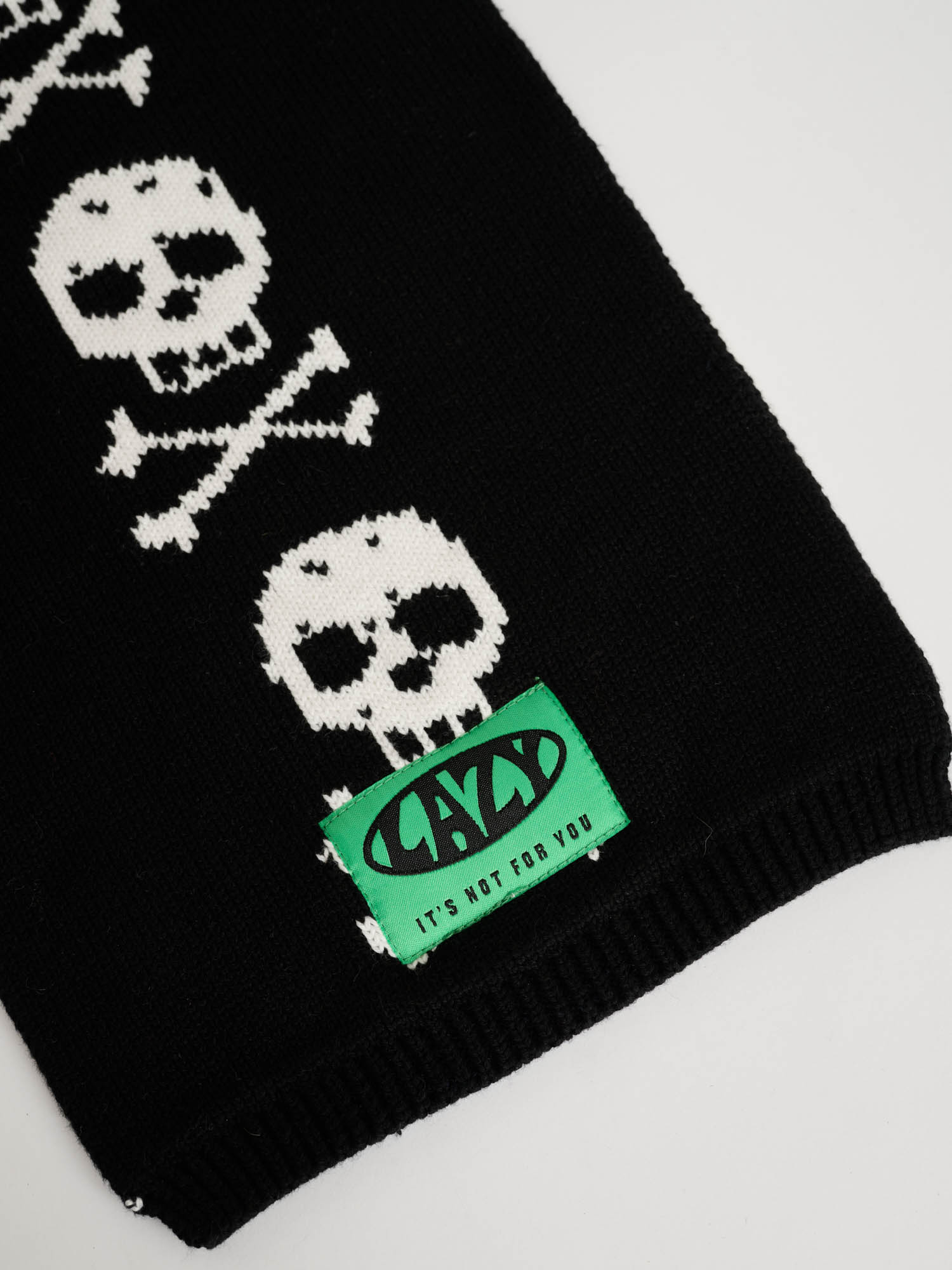 Skull And Crossbones Hooded Scarf - Image 4