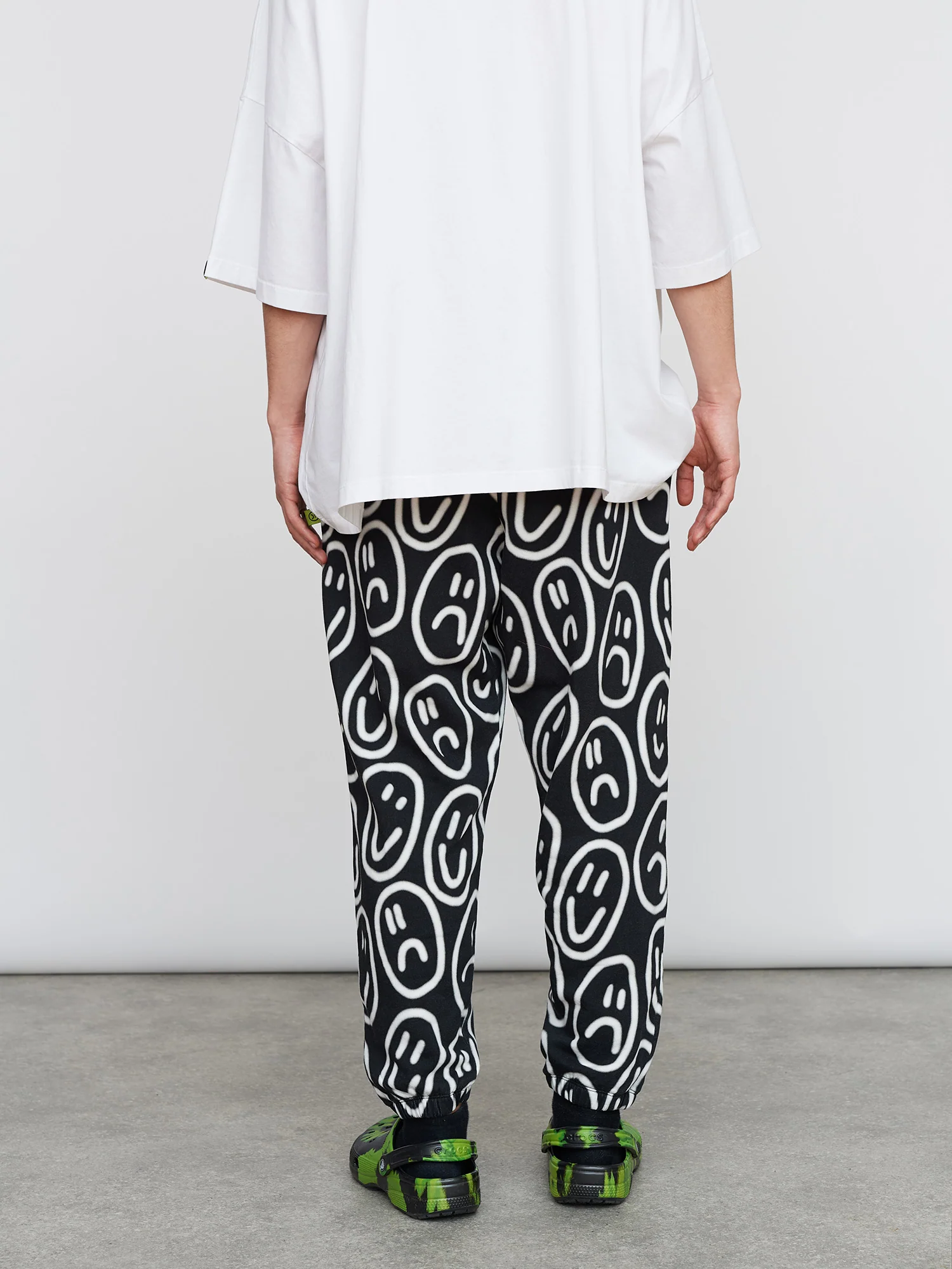 Spray Face Sweatpants - Image 5