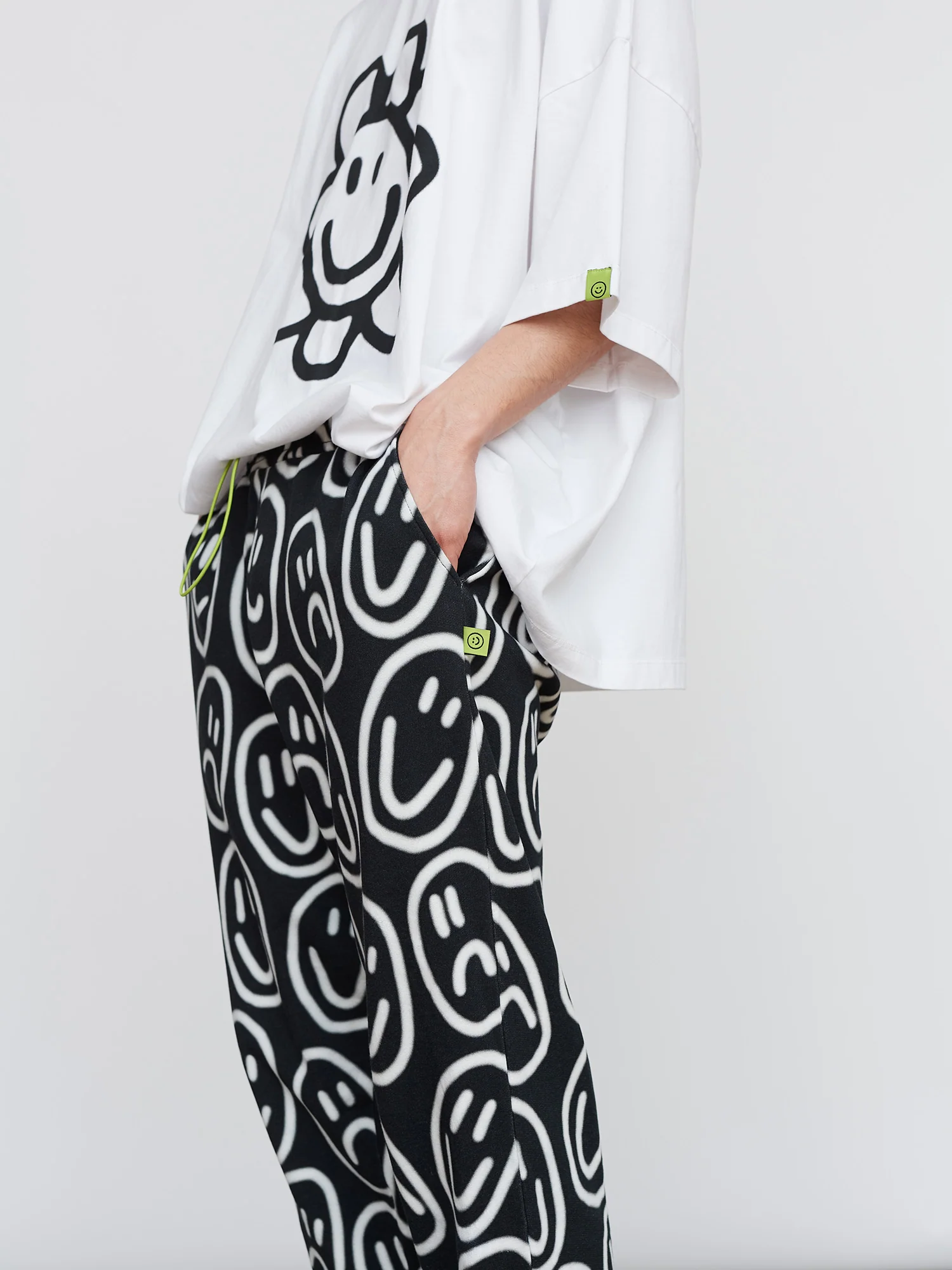 Spray Face Sweatpants - Image 6