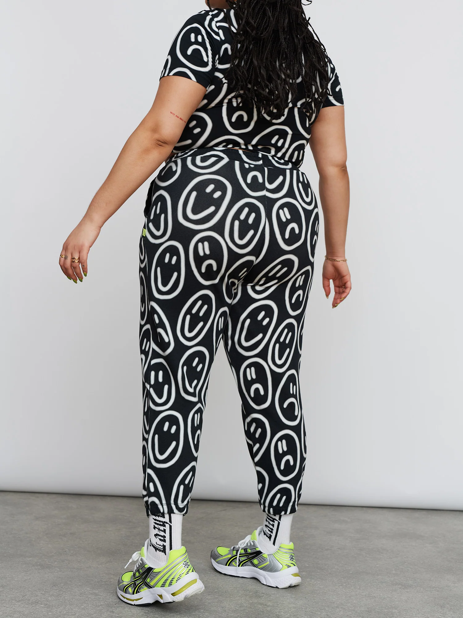 Spray Face Sweatpants - Image 7