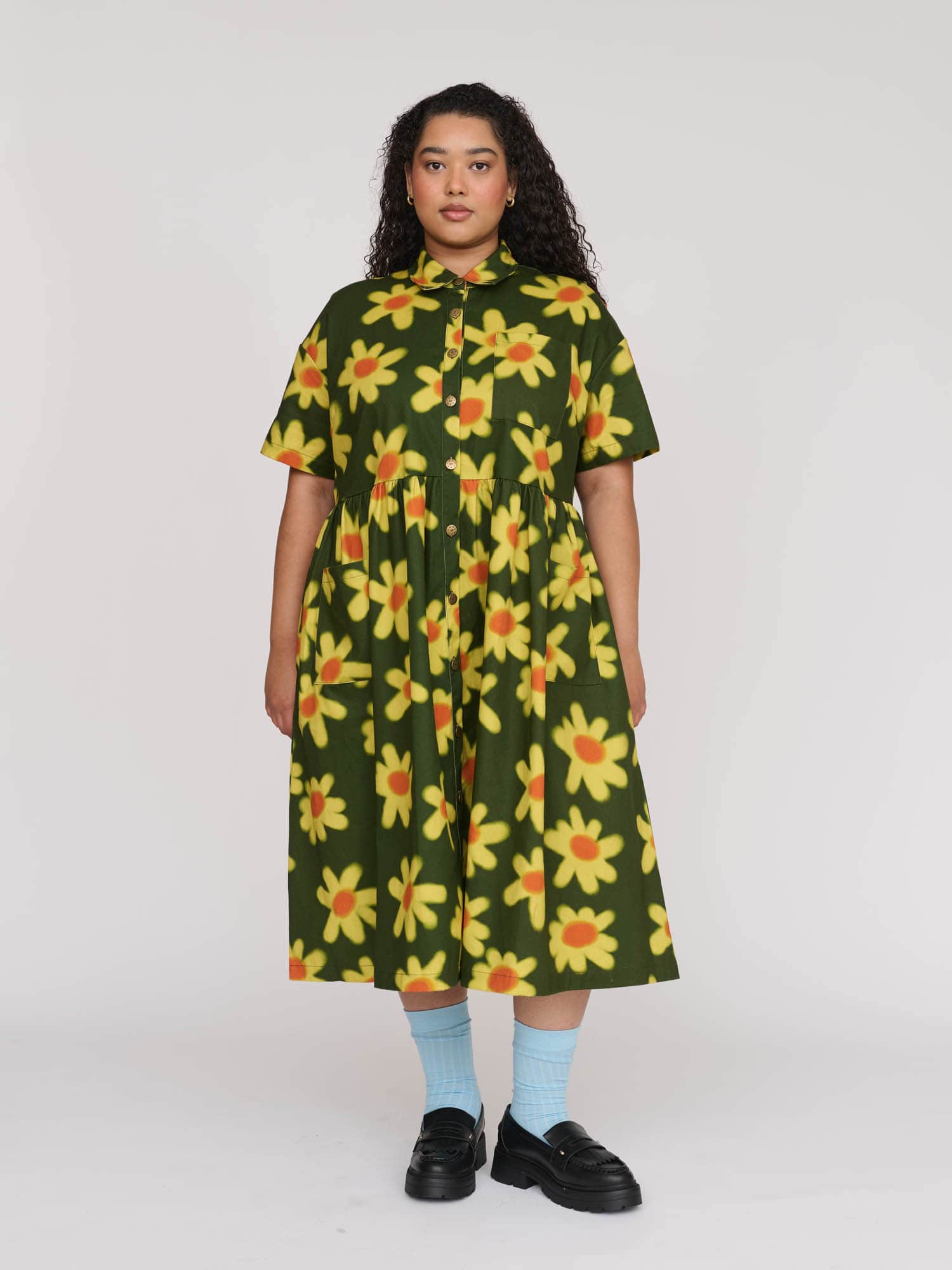 Spraying Flowers Midi Shirt Dress