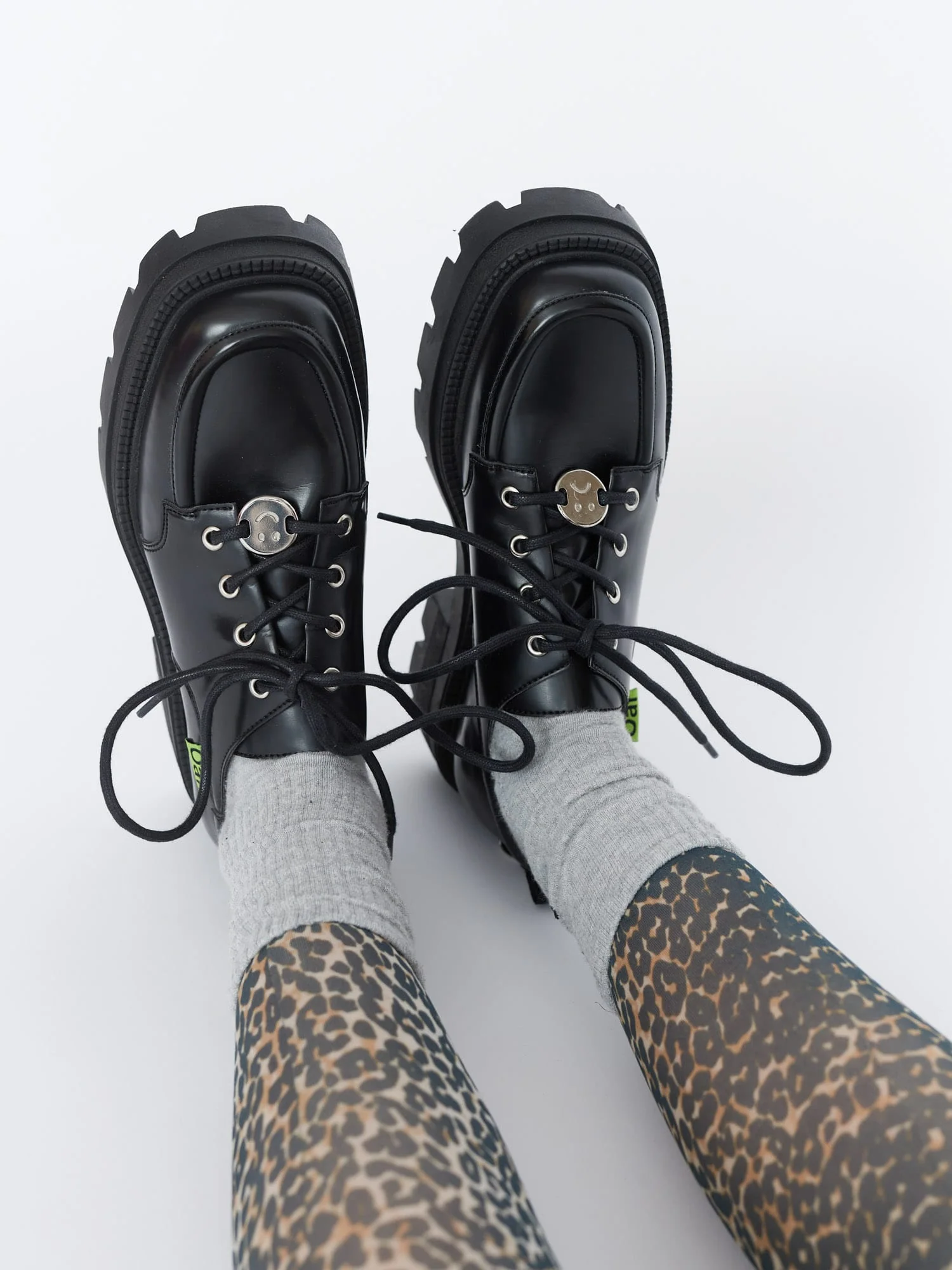 Stitches Lace Up - Image 4