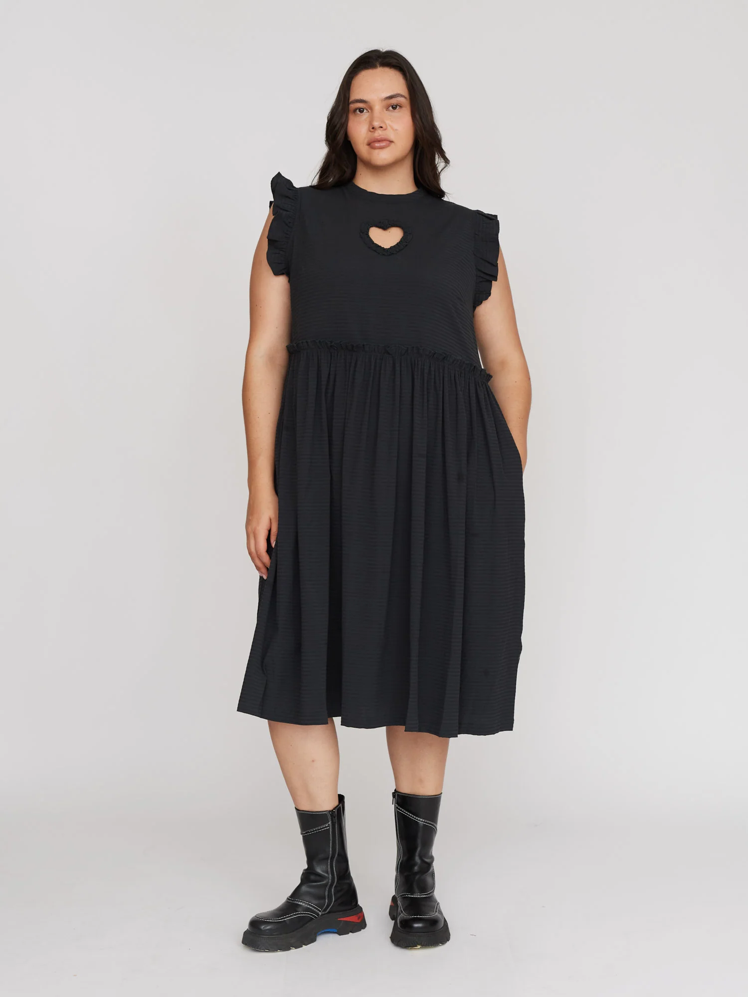 Black Cut Out Heart Midi Dress - Image 6